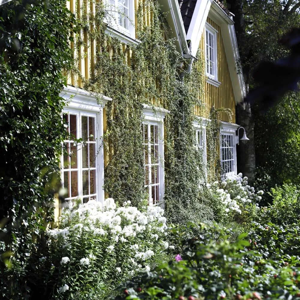 Garden in Engø Gård Hotel & Restaurant