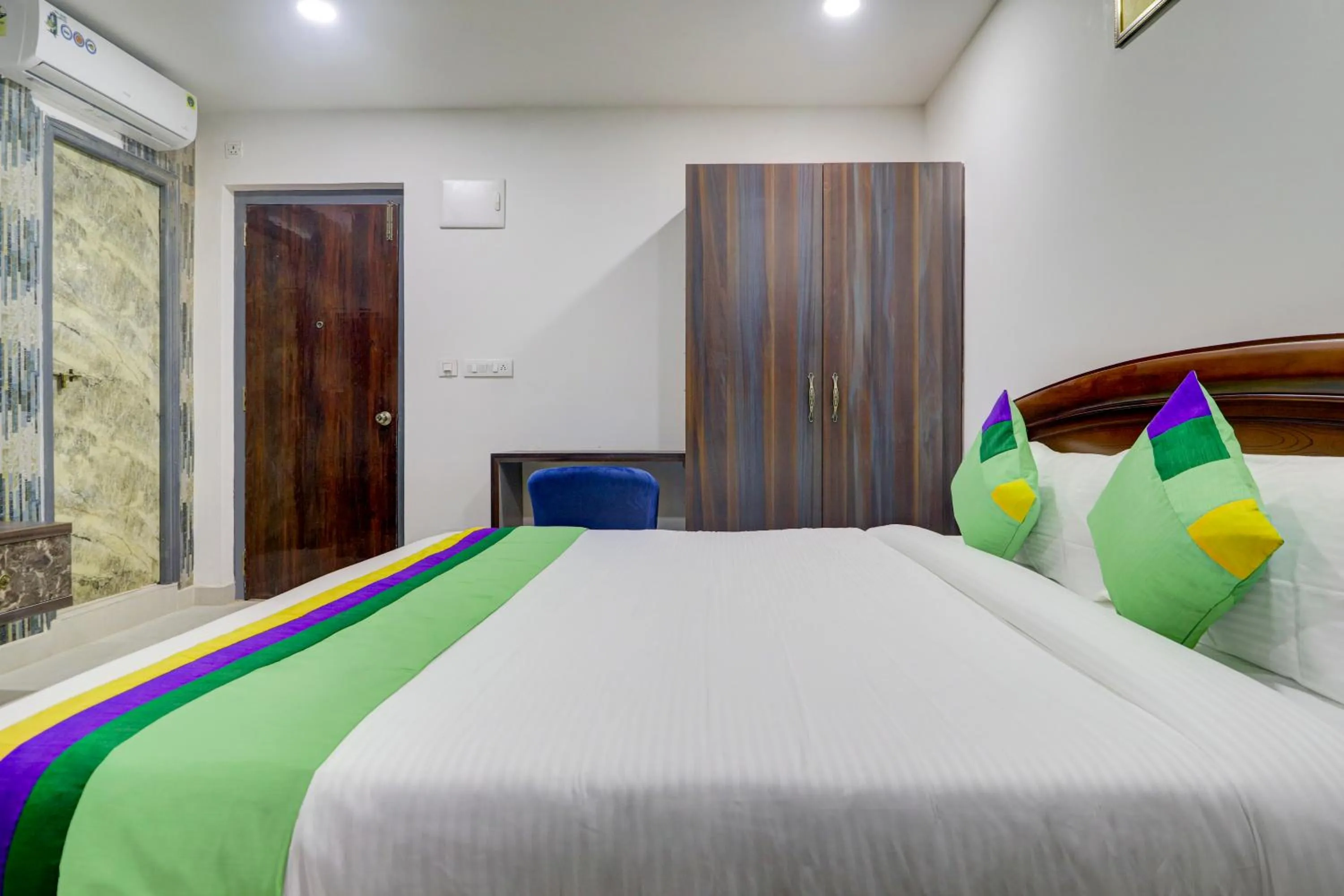 Bedroom, Bed in Treebo Destination Inn