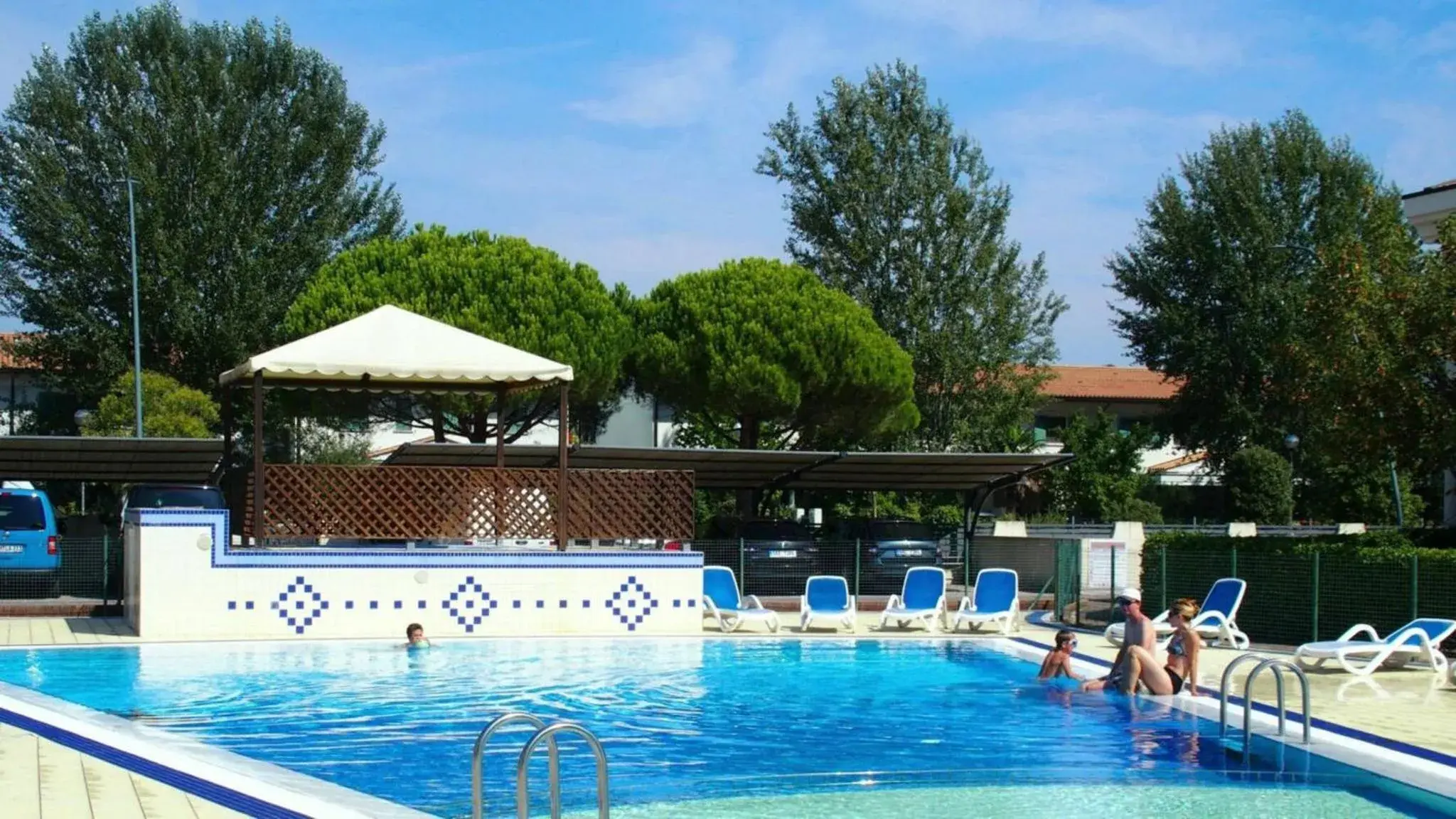 Poolside garden retreat Poolside garden retreat
