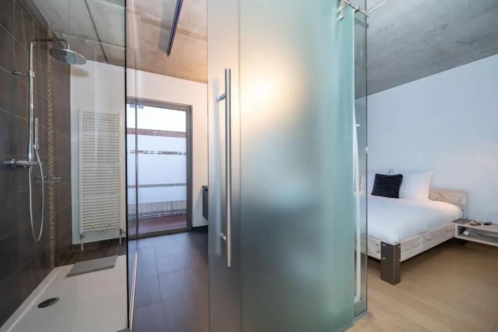 Bed in London 993 Loft 402