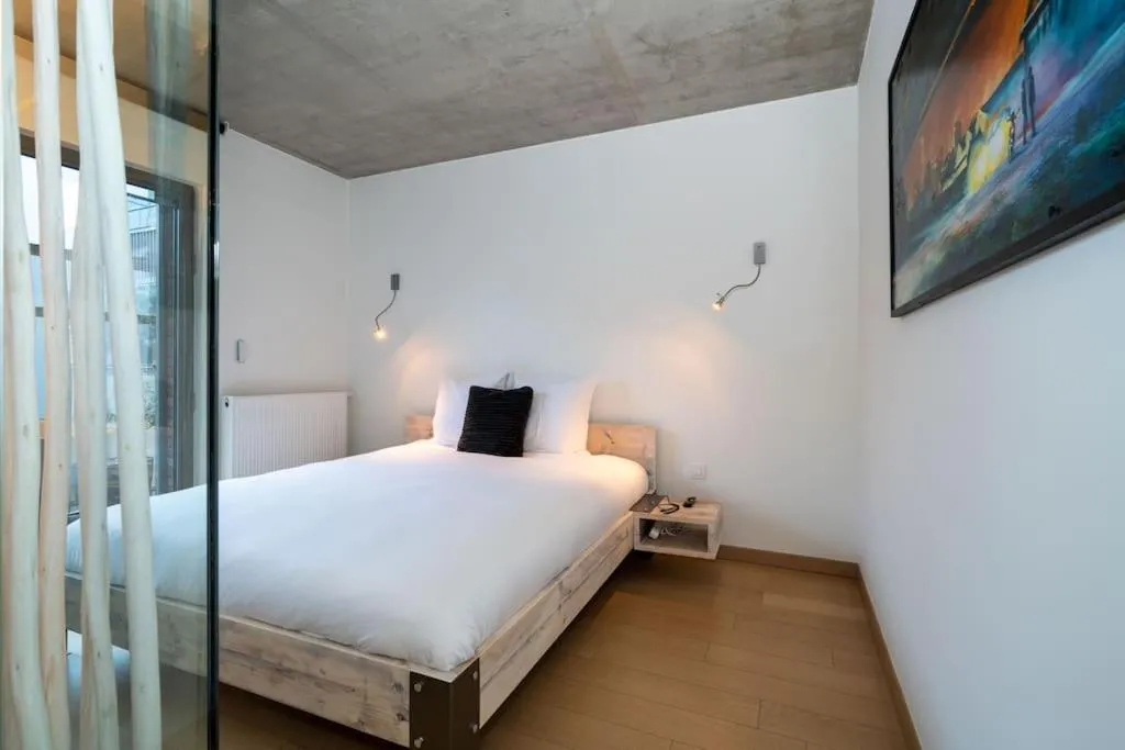 Bed in London 993 Loft 402