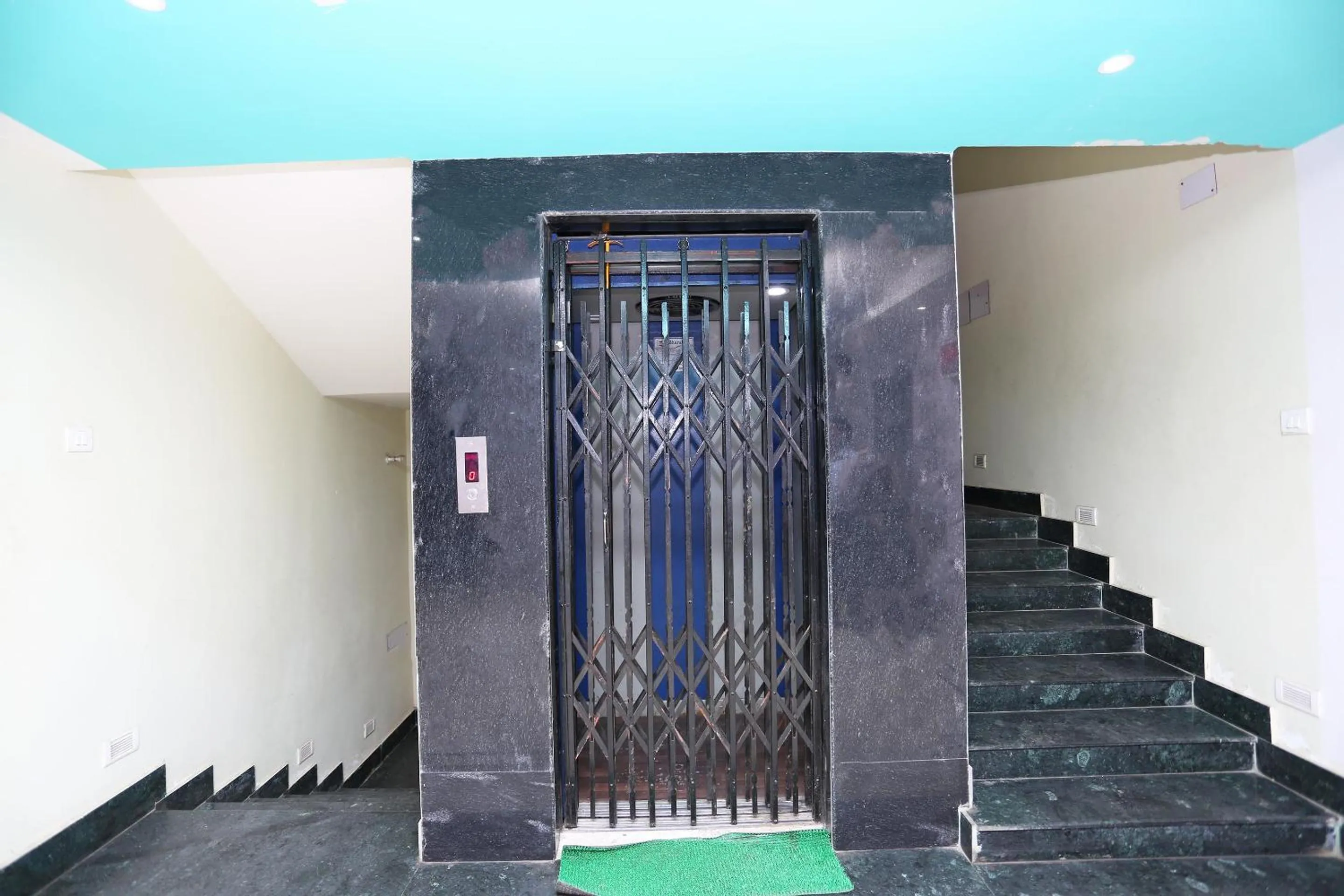 Lobby or reception in Hotel O Geetanjali Palace