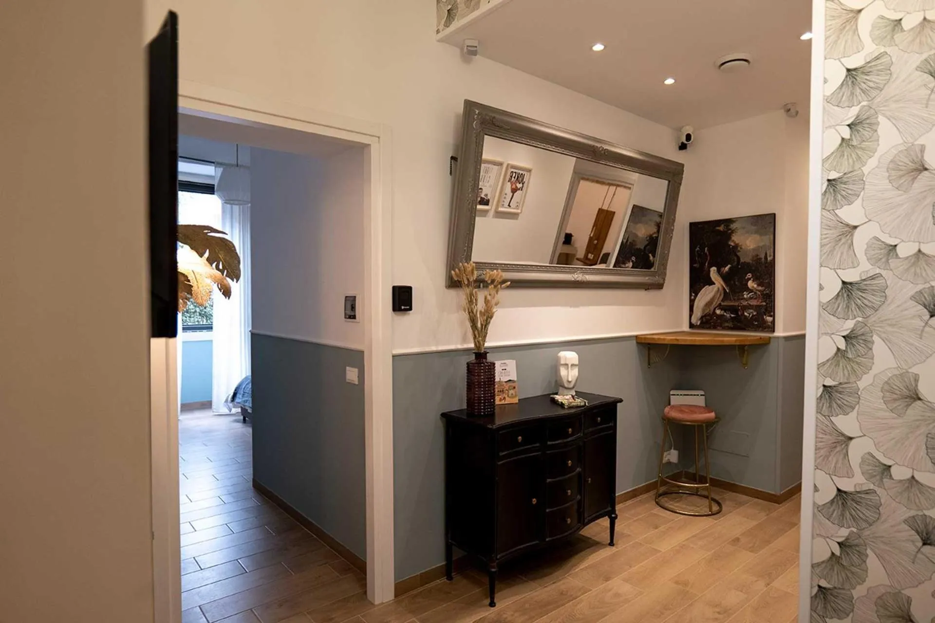 hair dresser in Smart Guesthouse Termini