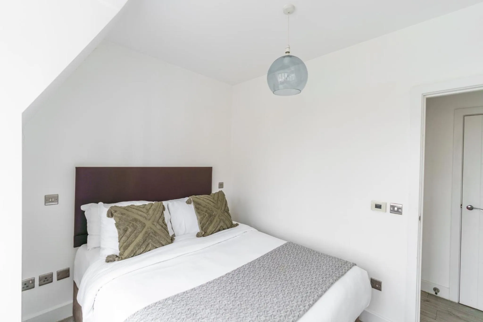 The Apartments Kensington High Street