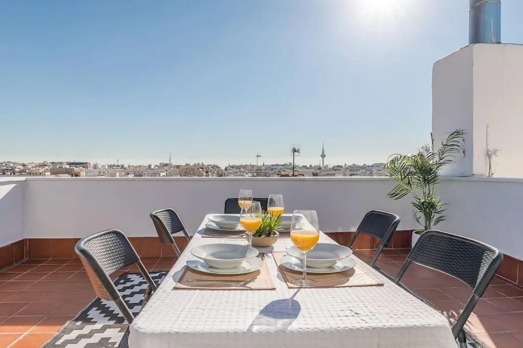 Balcony/Terrace in Apartamento con terraza en Barrio de Salamanca