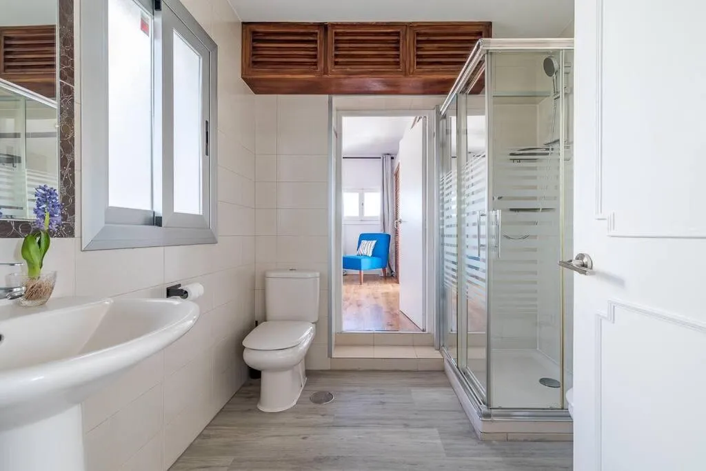 Bathroom in Apartamento con terraza en Barrio de Salamanca