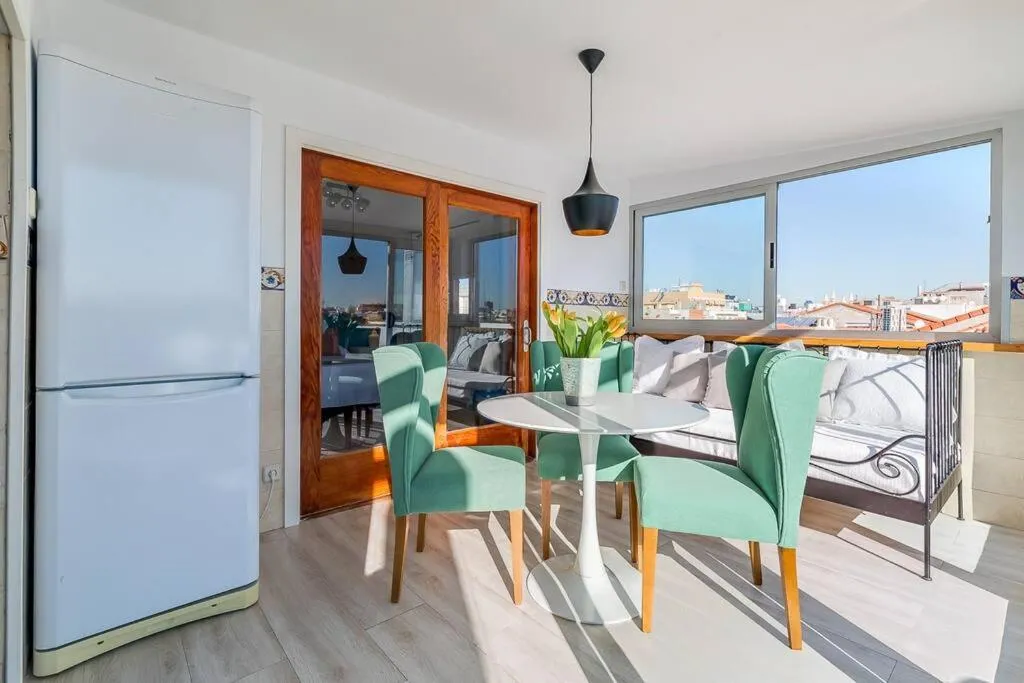 Dining area in Apartamento con terraza en Barrio de Salamanca