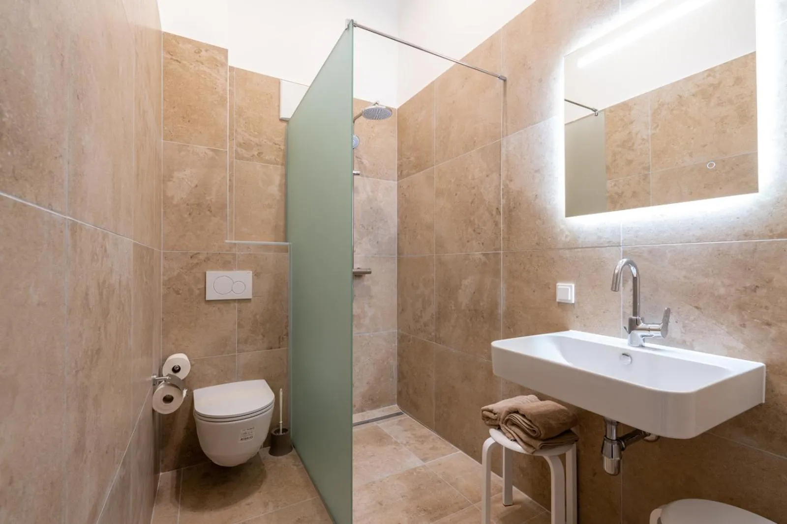 Shower in Pension Pannonia