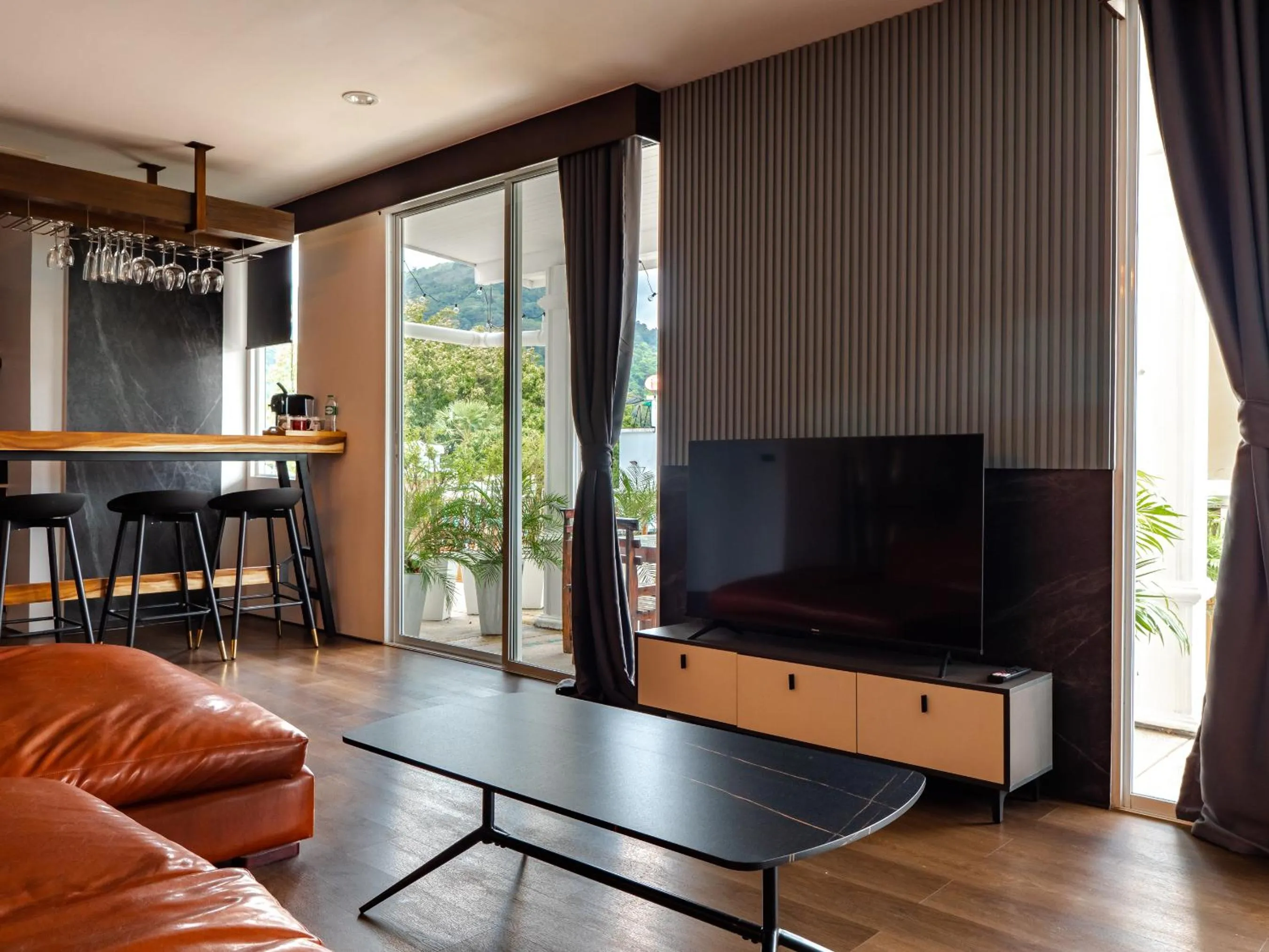 TV and multimedia in Grand Orlov Apart Hotel