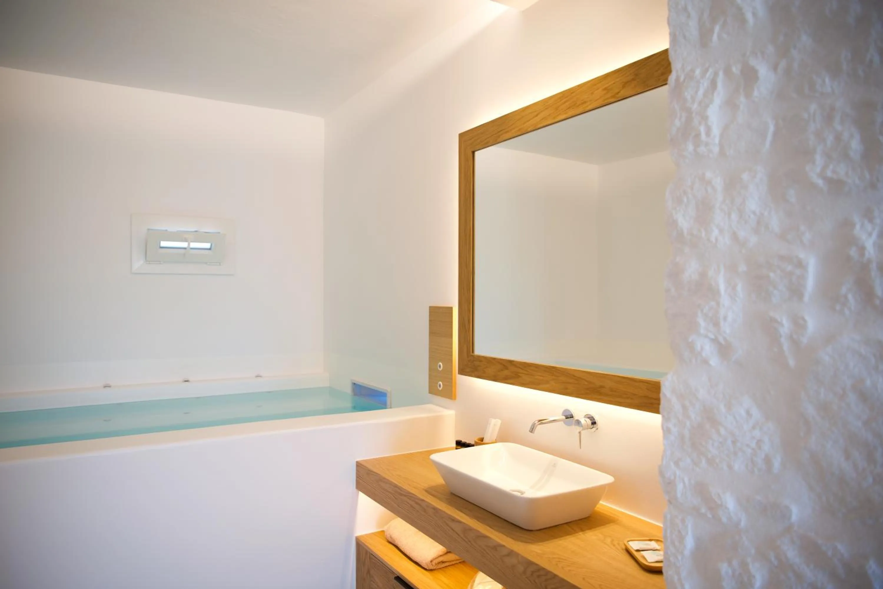 Bathroom in Elit Suites Mykonos