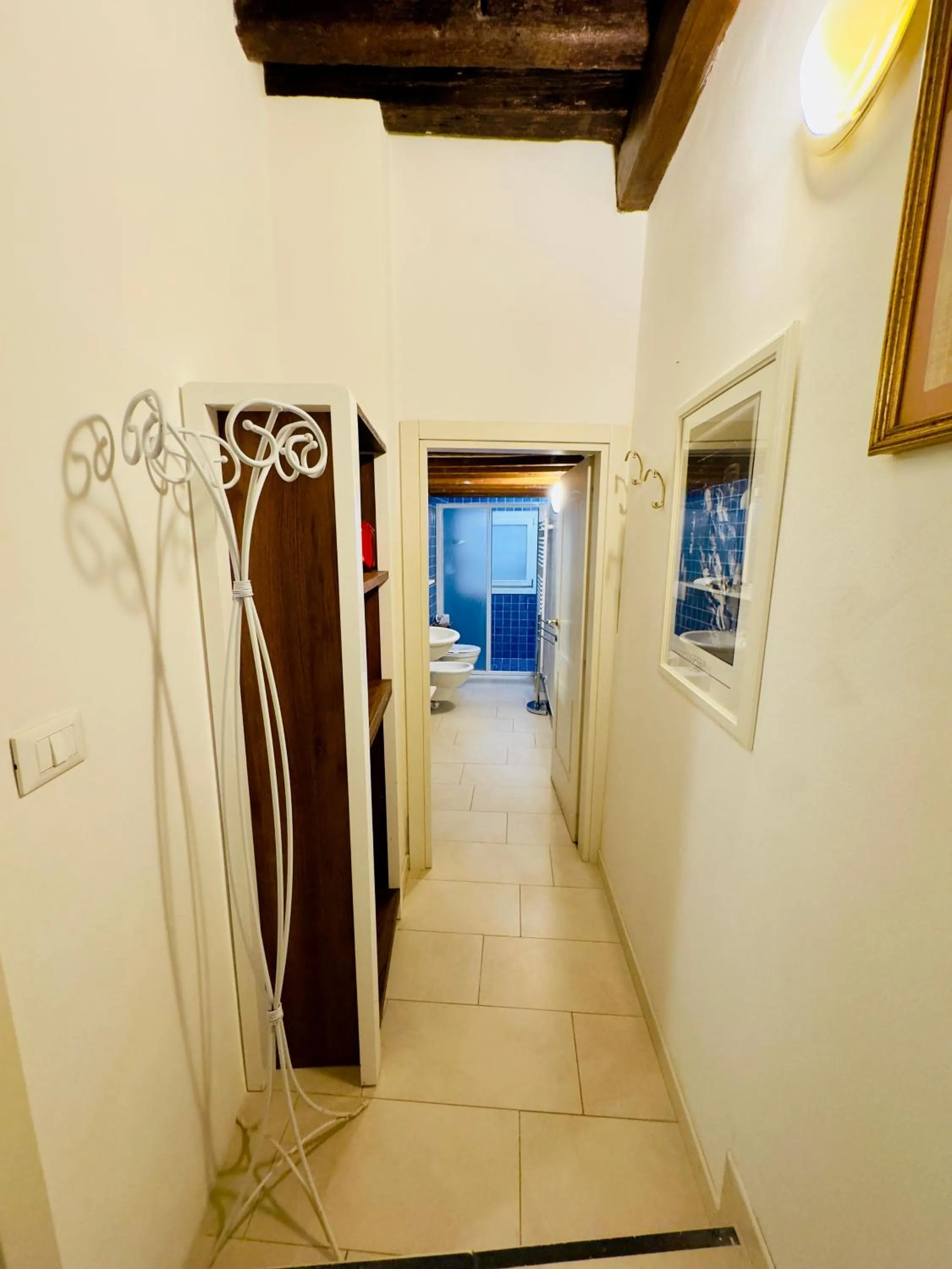 wardrobe in First Dream Venice