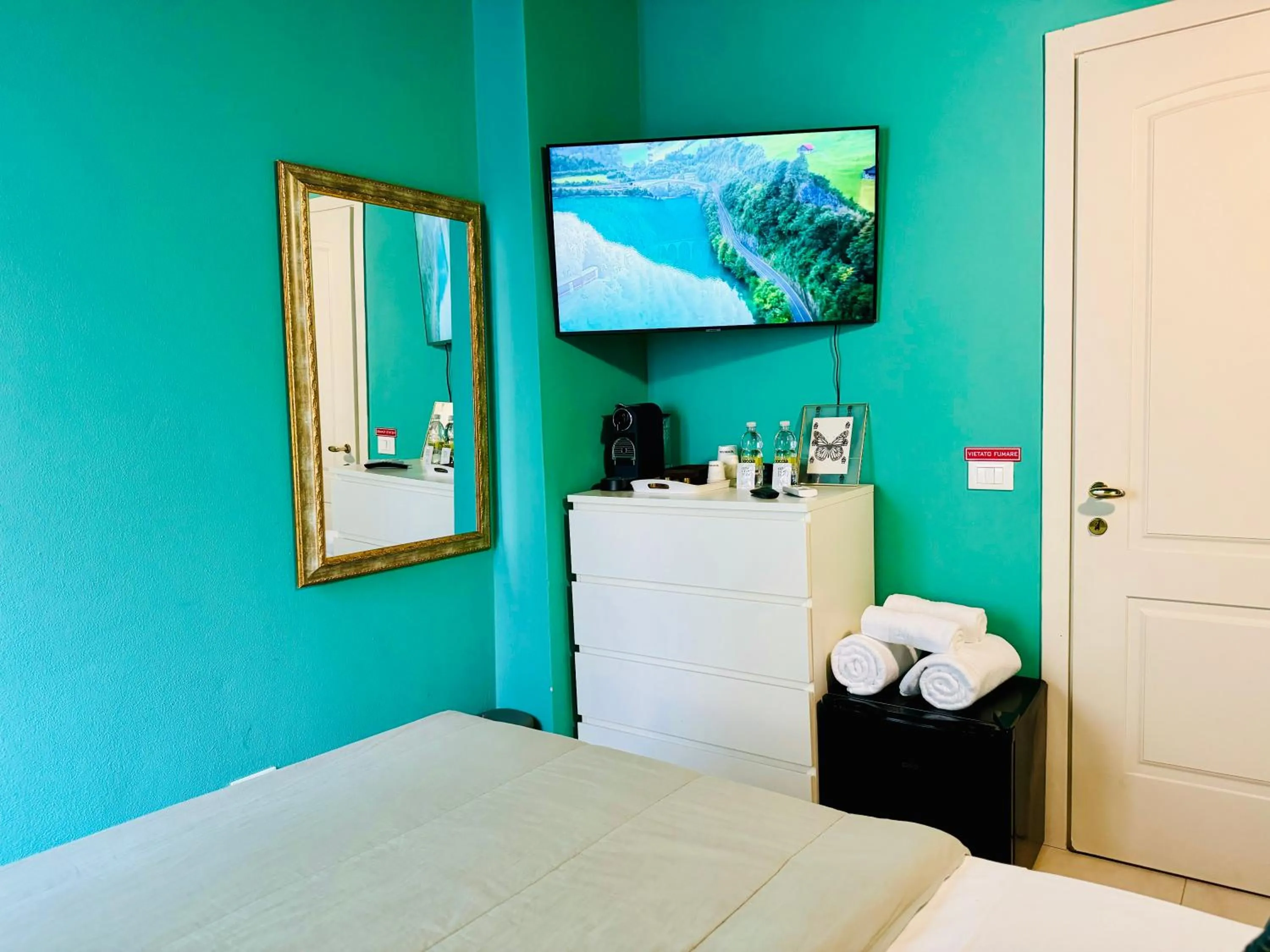 TV and multimedia, Bed in First Dream Venice