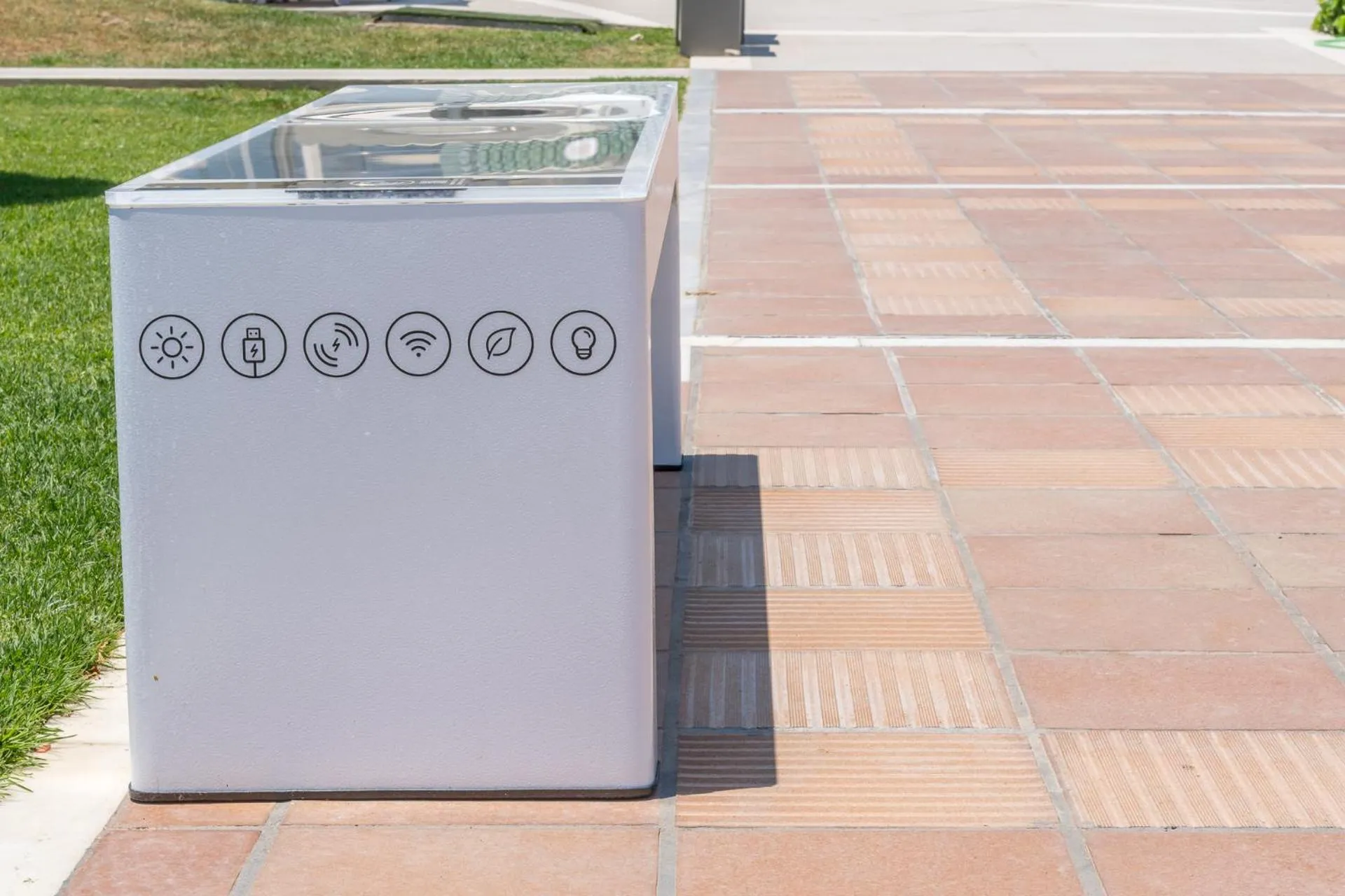 Area and facilities in Apollo Beach