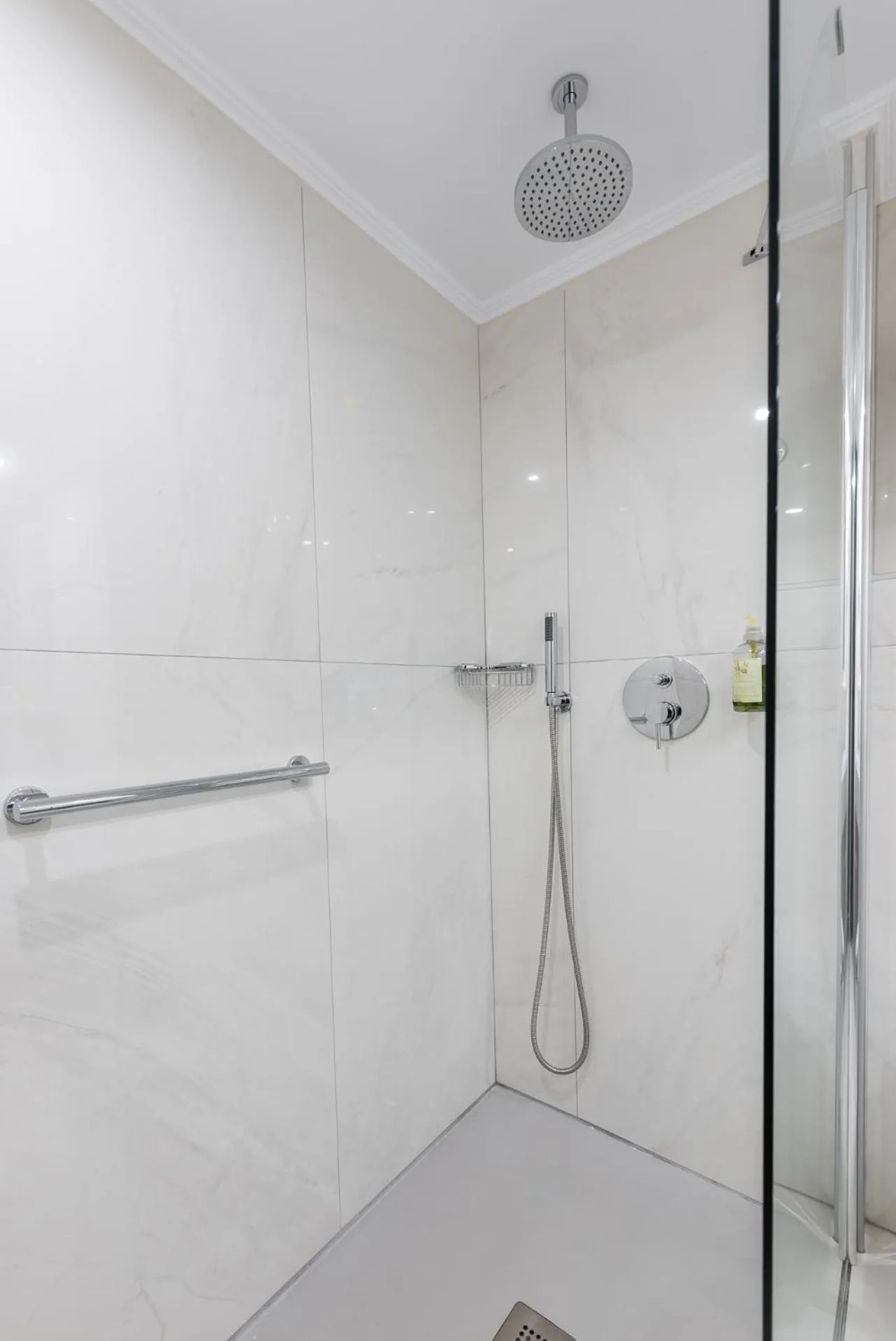 Bathroom in Apollo Beach