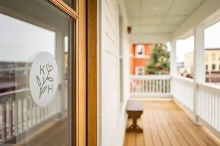 Downtown Luxury Farmhouse Apartment #1