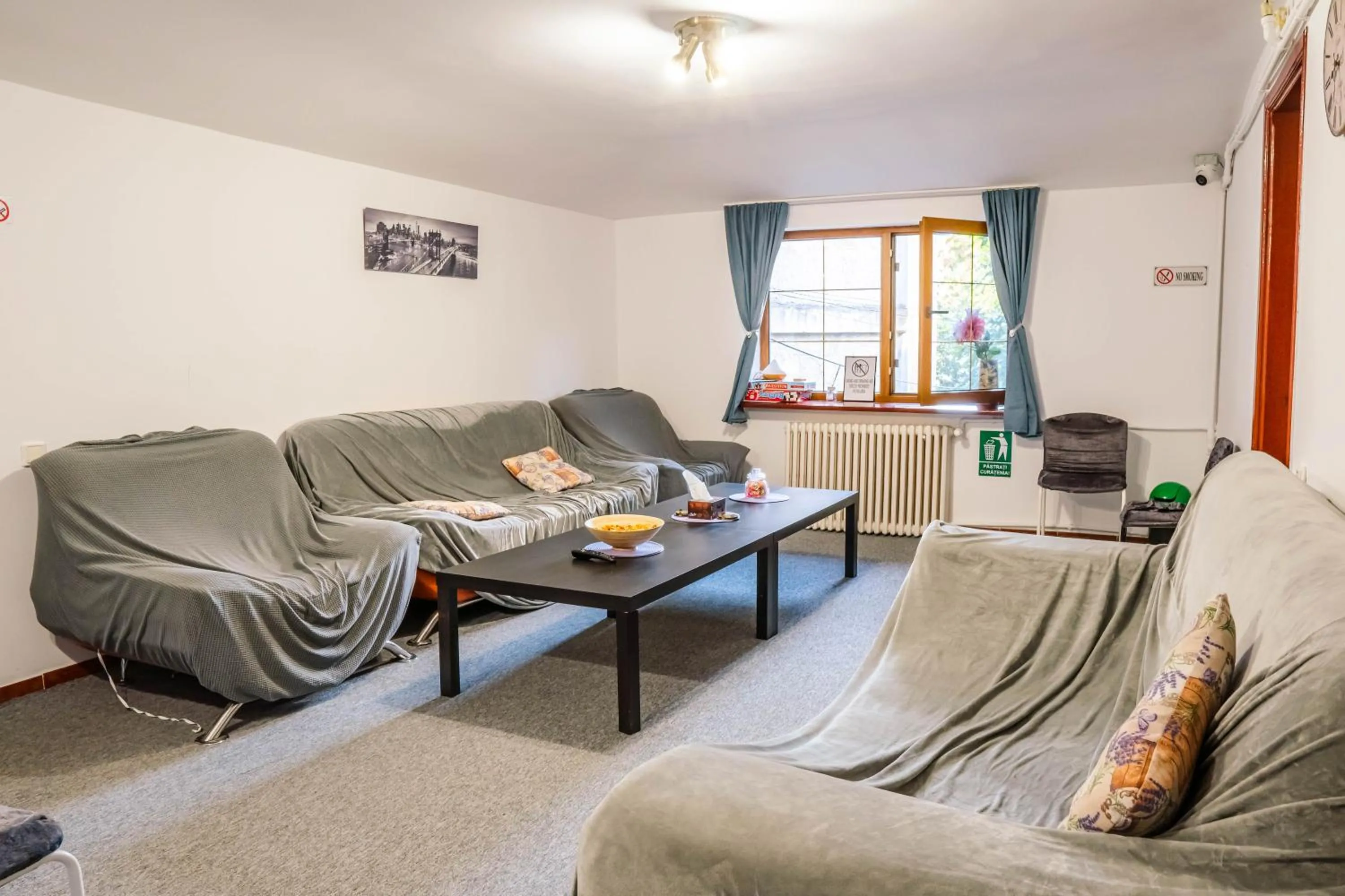 Living room in HOSTEL SPORT BUCHAREST