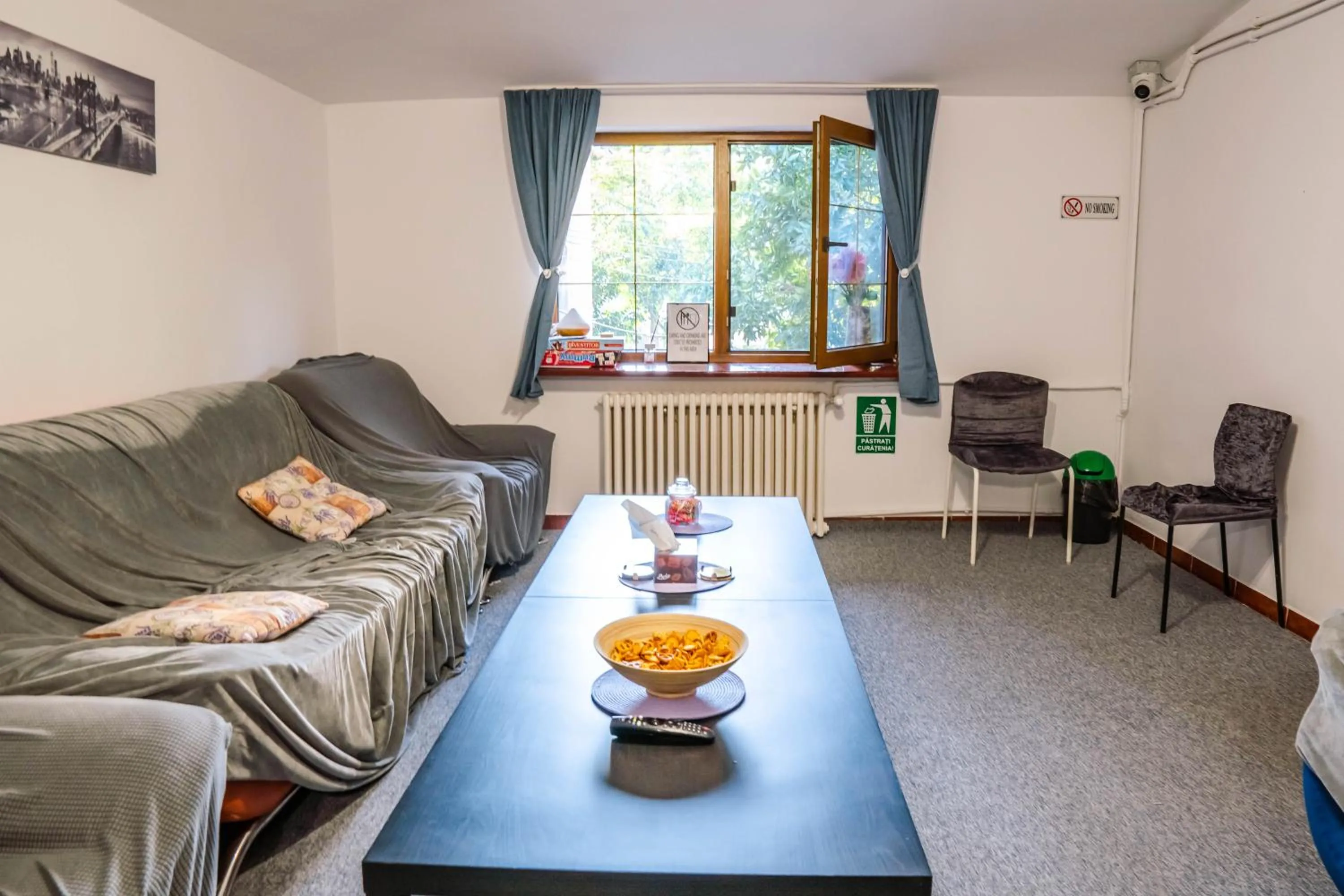 Living room in HOSTEL SPORT BUCHAREST