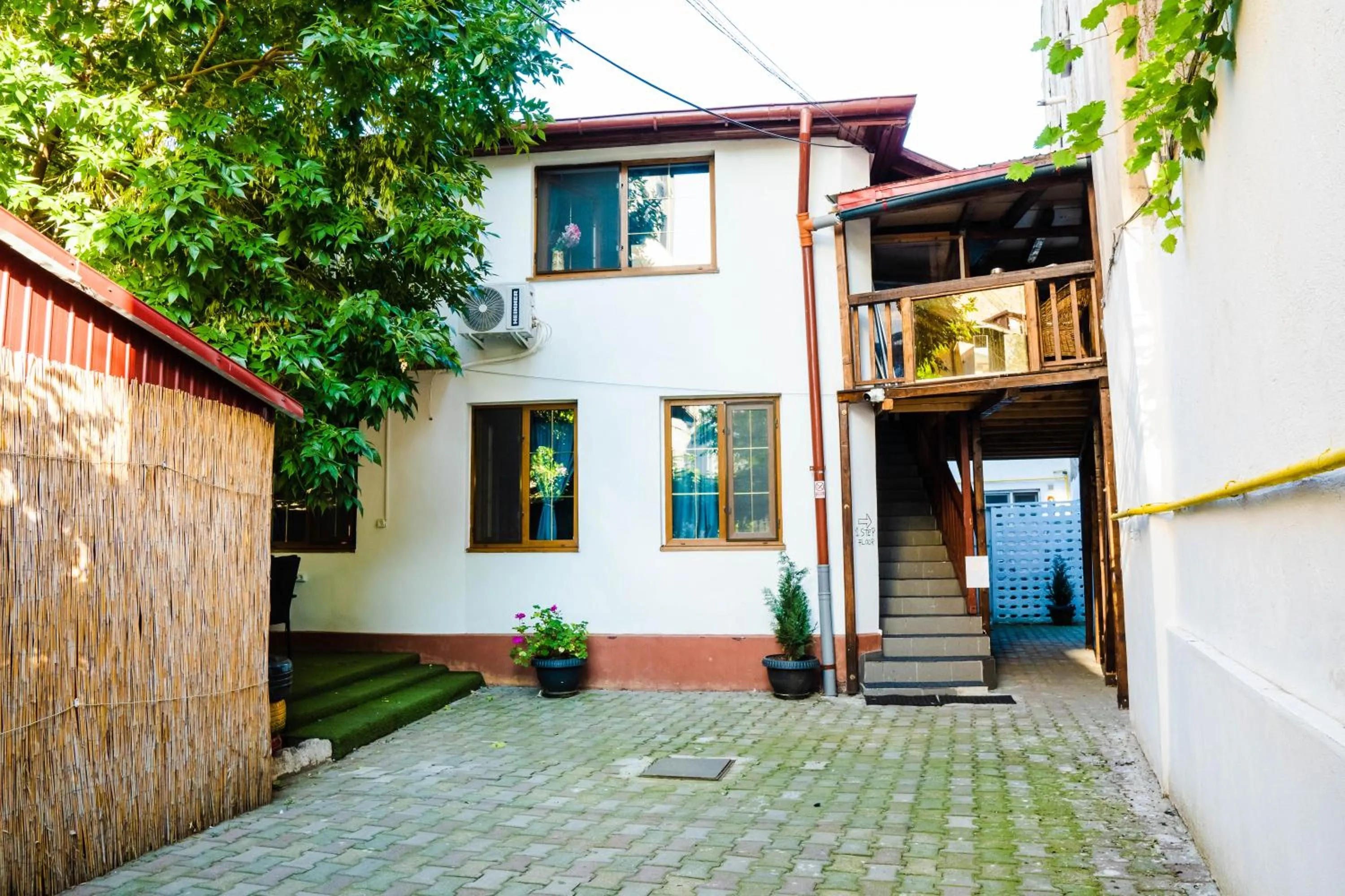 Facade/entrance in HOSTEL SPORT BUCHAREST