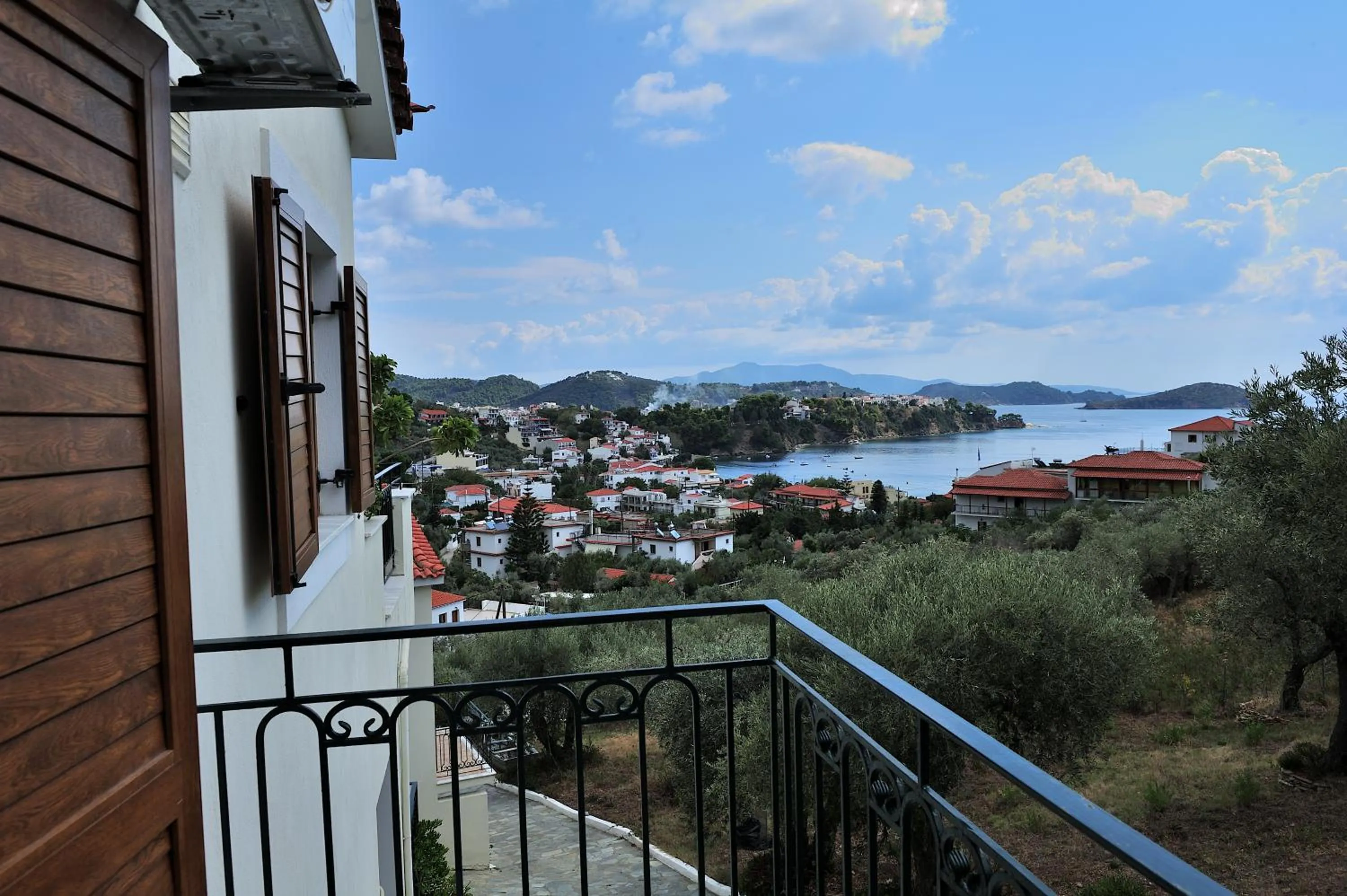 Eye Q Resort Seaview