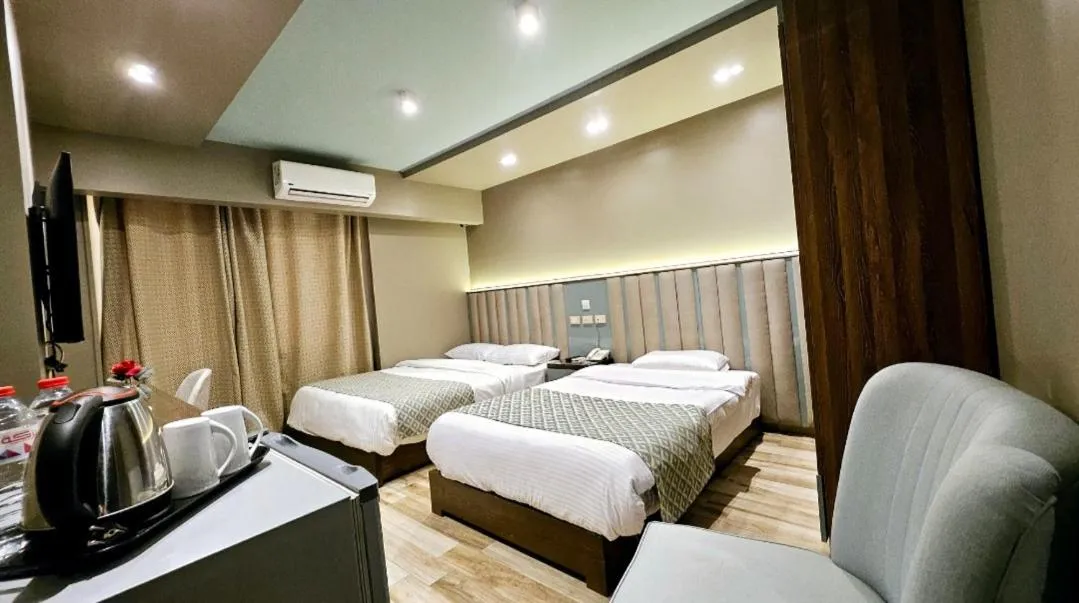 Bed in Grand Bayan Hotel & Apt at Nile Plaza