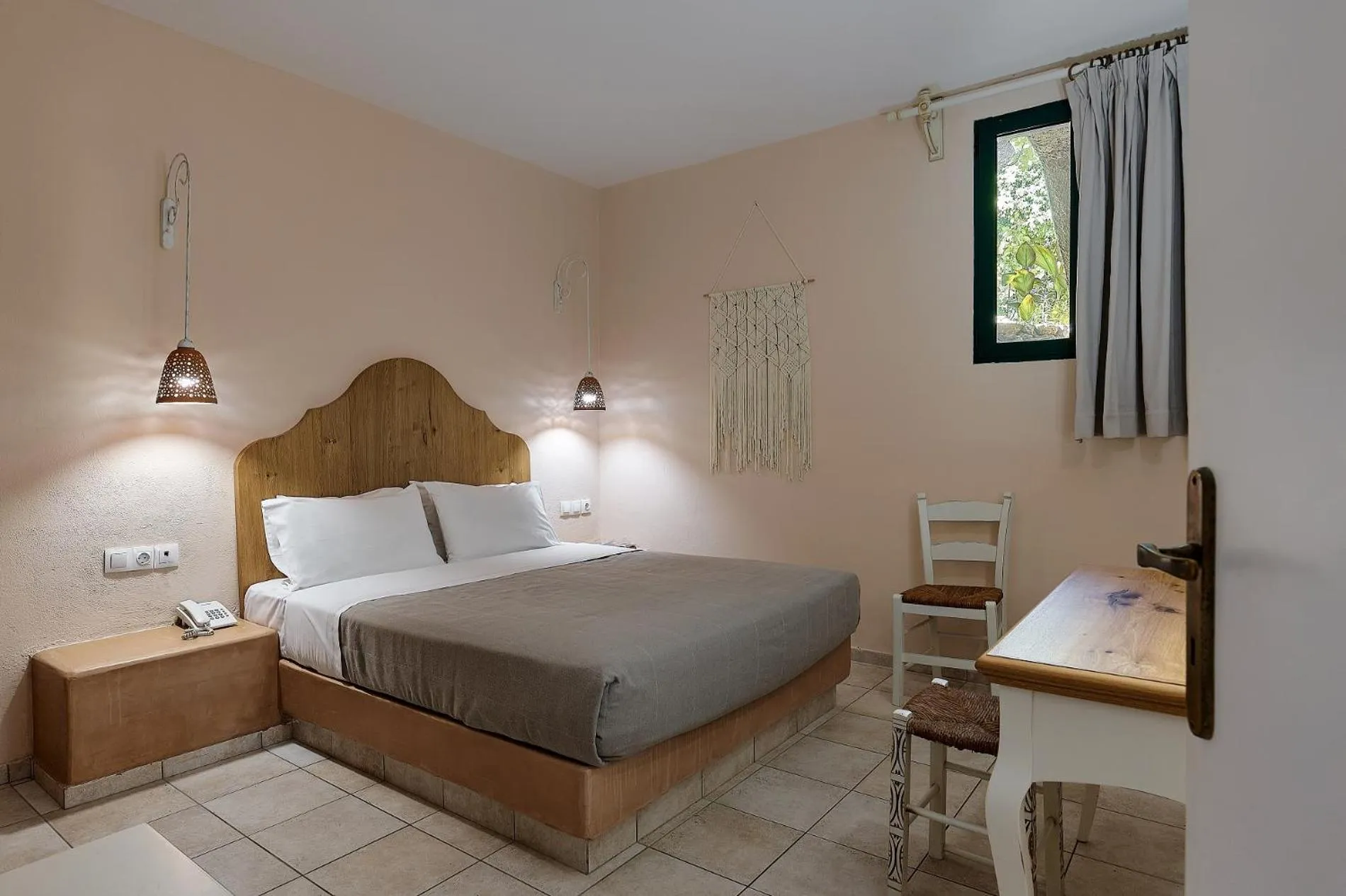 Bedroom, Bed in Marni Village