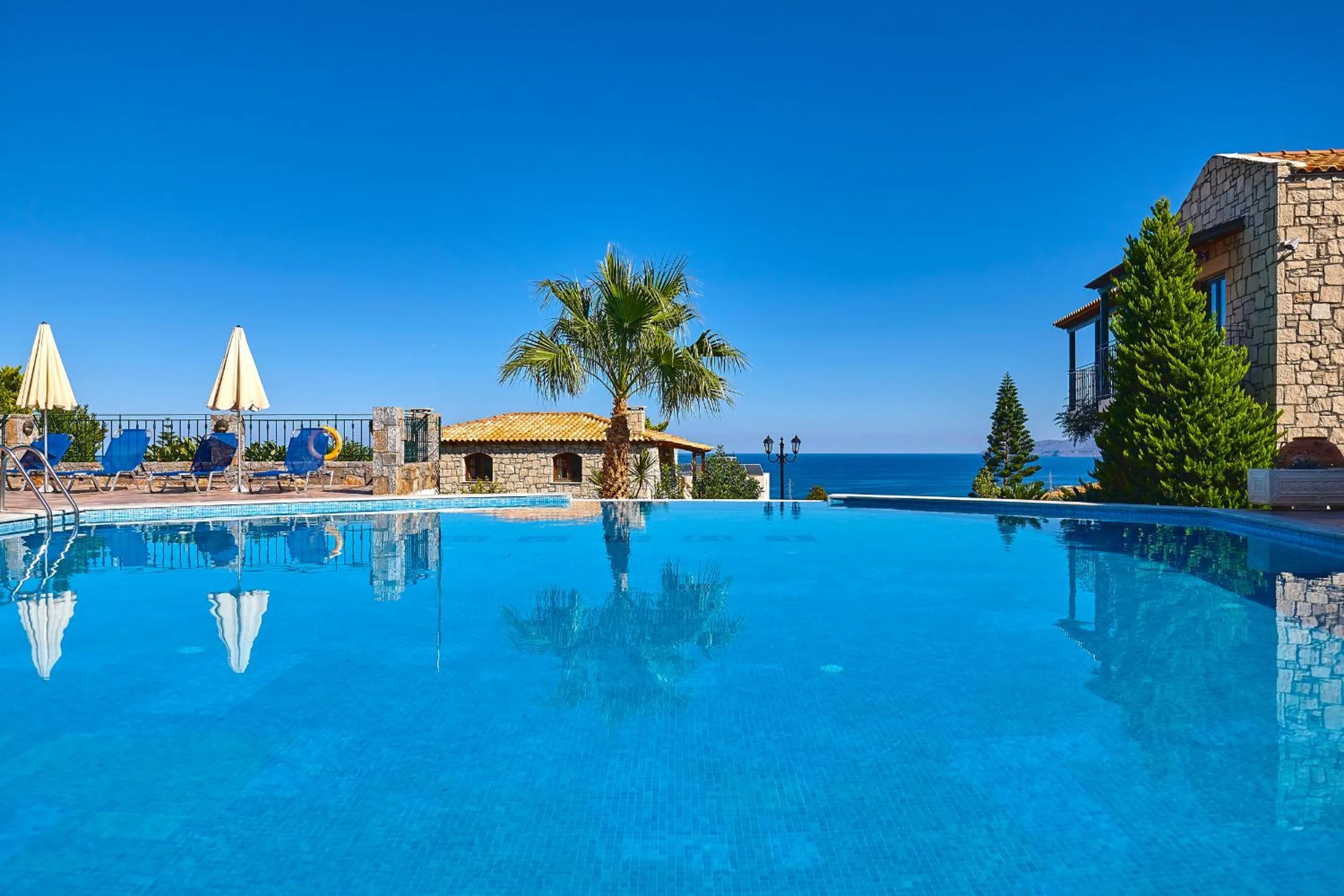 Swimming pool in Marni Village