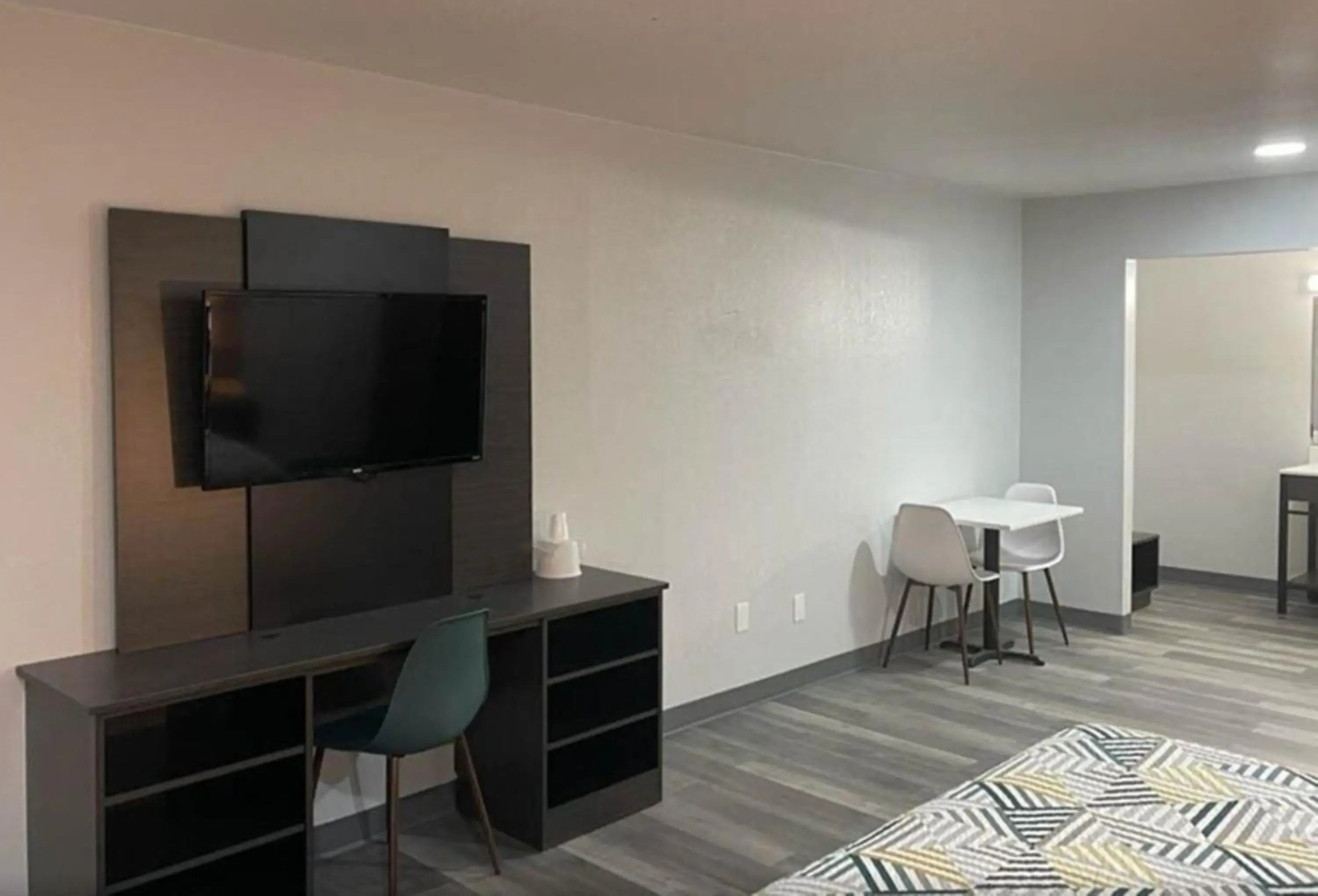 King Room - Smoking in Studio 6 Texarkana TX King Room - Smoking in Studio 6 Texarkana TX