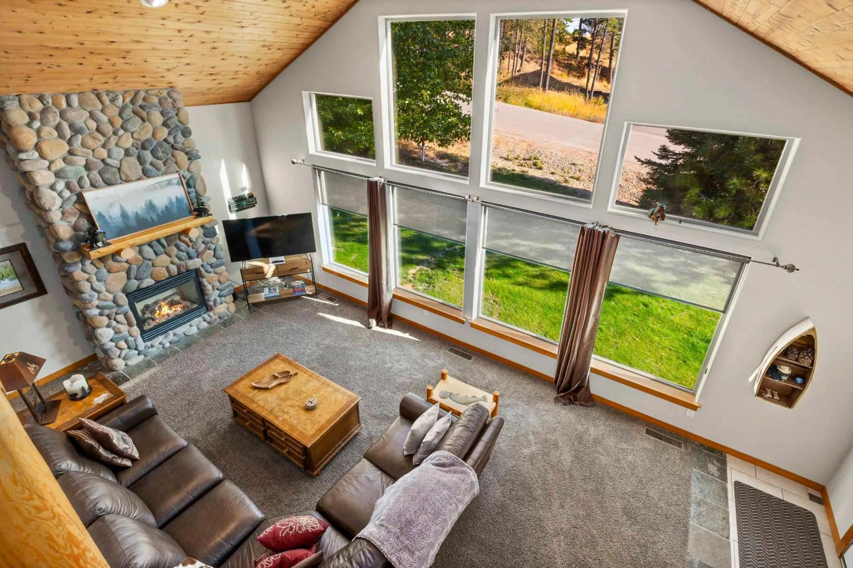 Dog-Friendly Ronald Vacation Rental Cabin!
