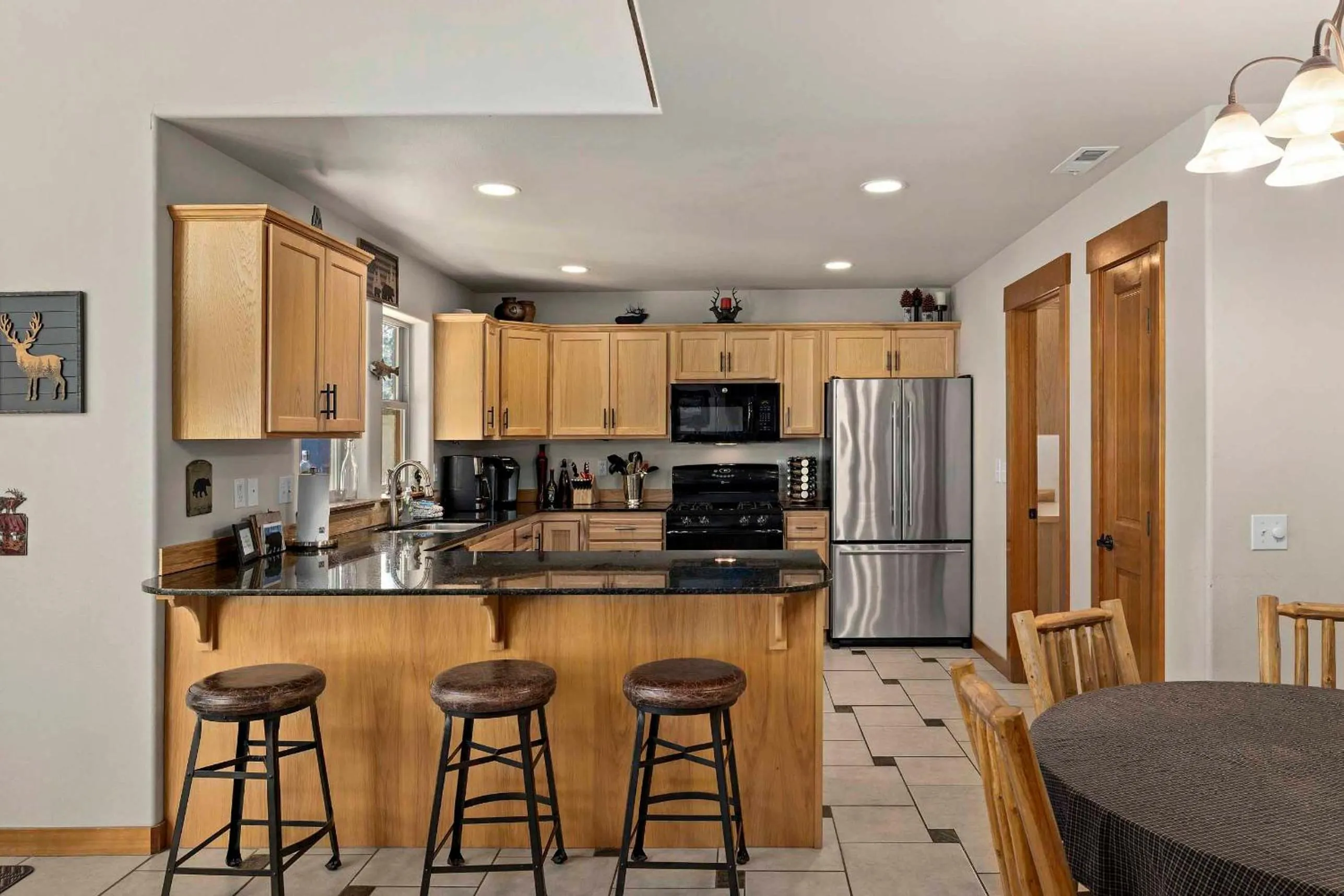 Dog-Friendly Ronald Vacation Rental Cabin!