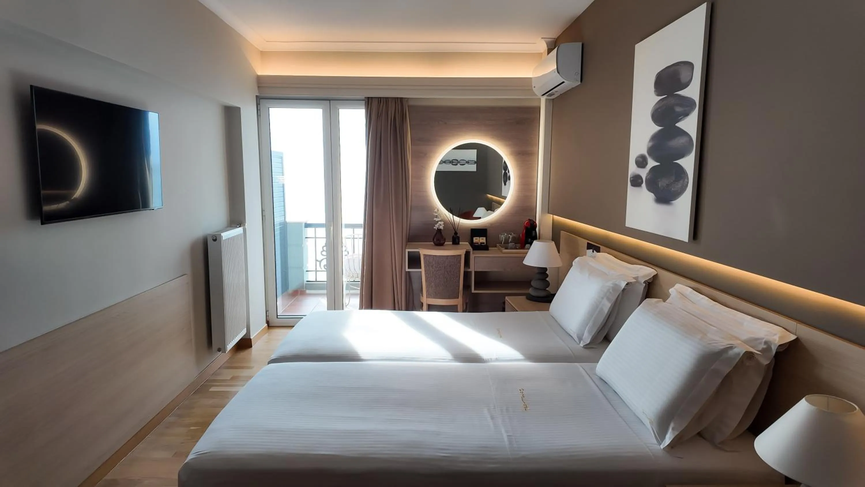 Bed in Coral Hotel Athens