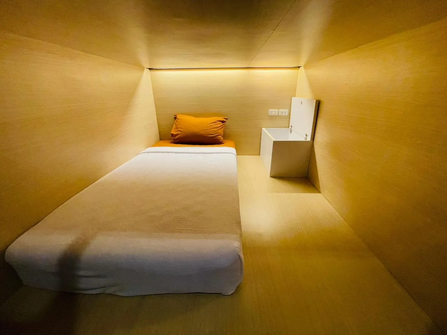 Bed in Rabbitel Phuket