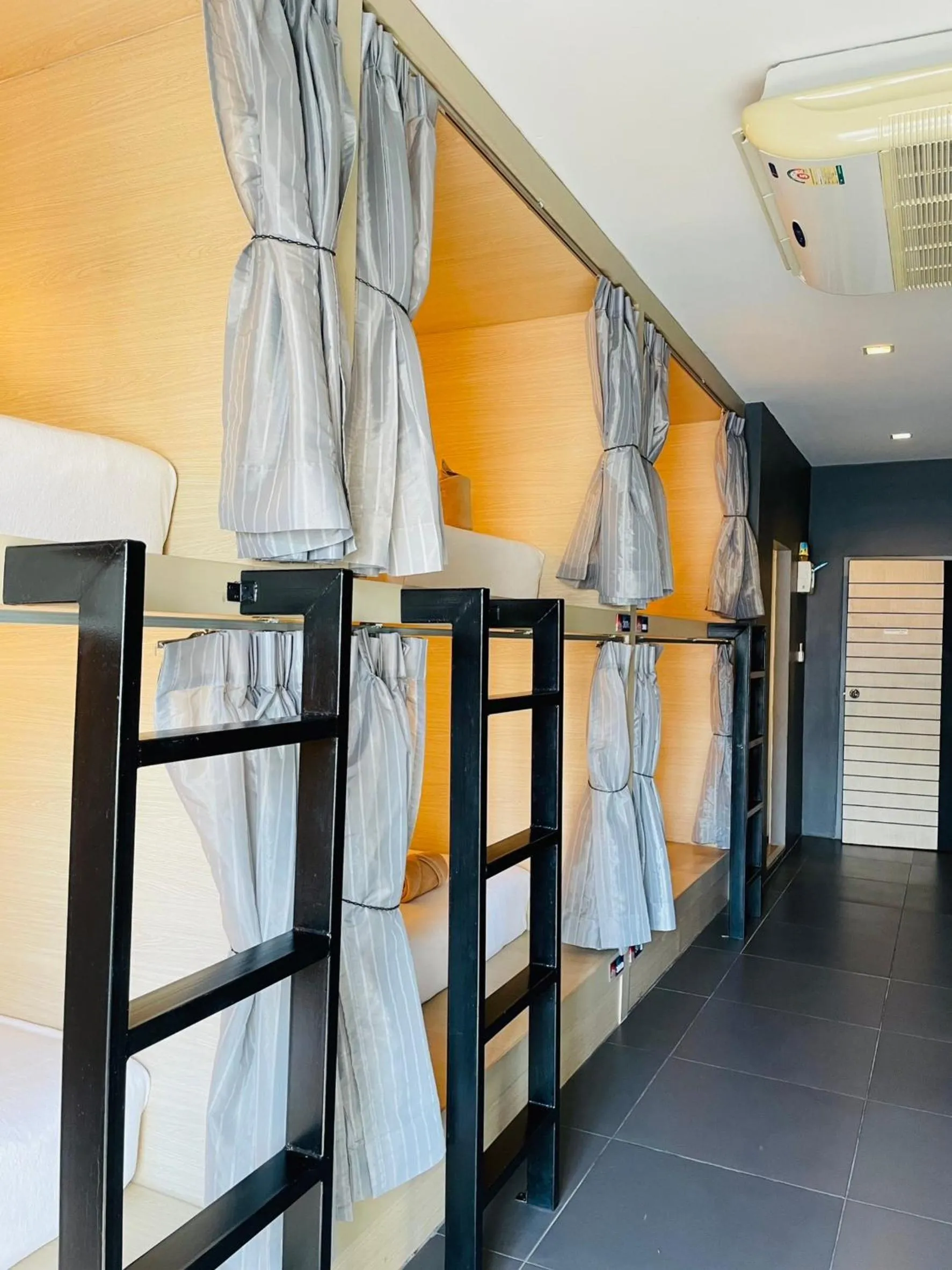 Bed in Rabbitel Phuket