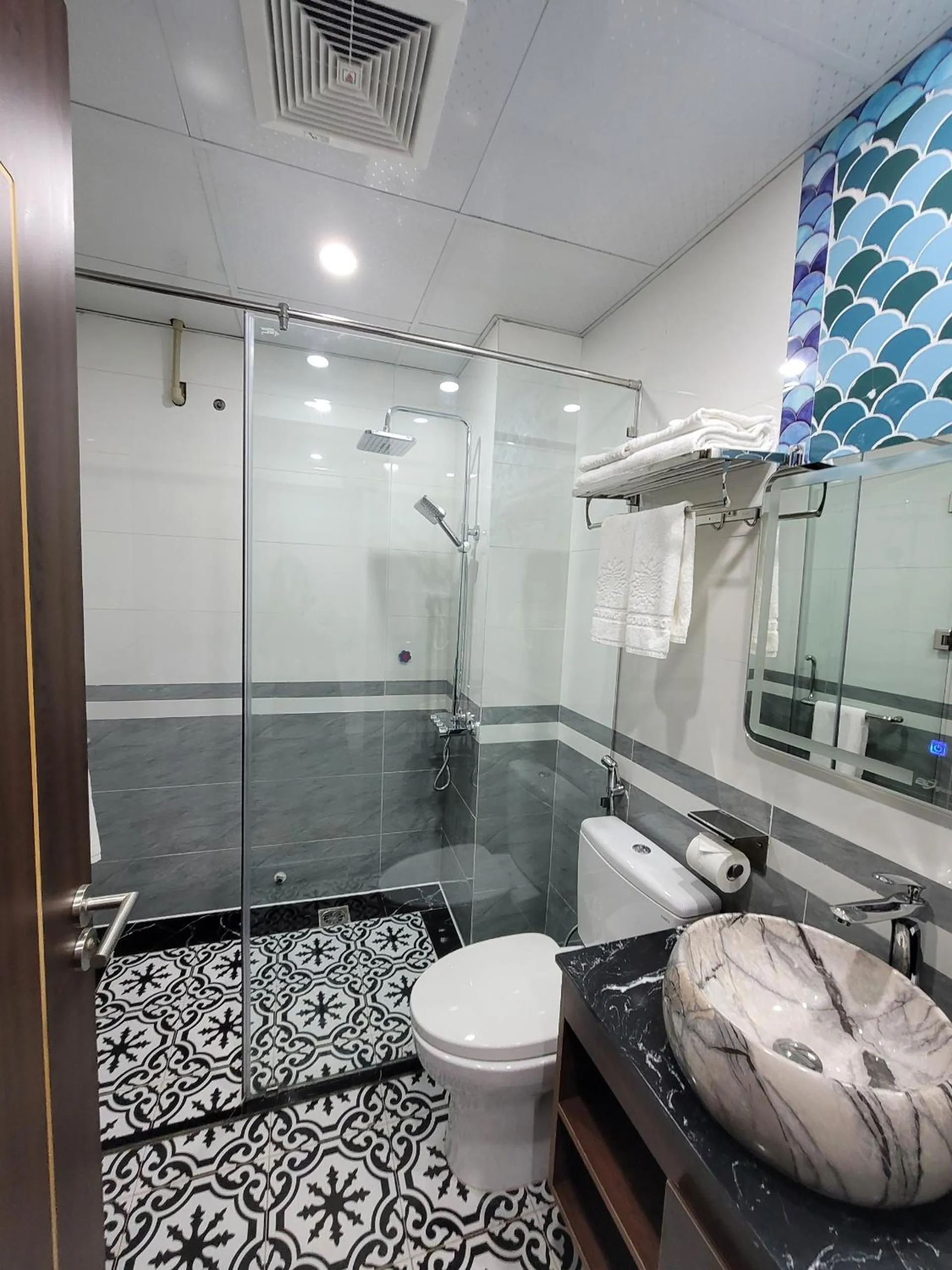 Toilet in HƯỚNG DƯƠNG HOTEL THANH HOÁ