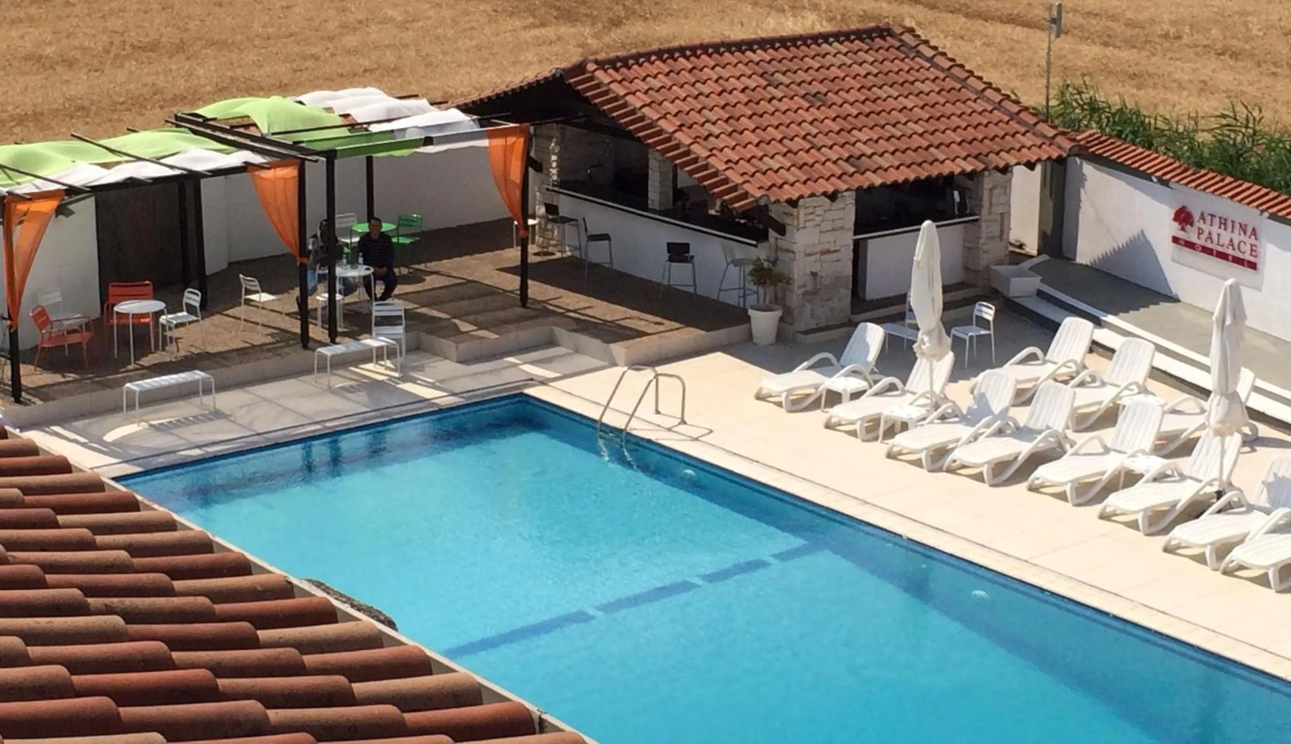 Swimming pool in Athina Airport Hotel