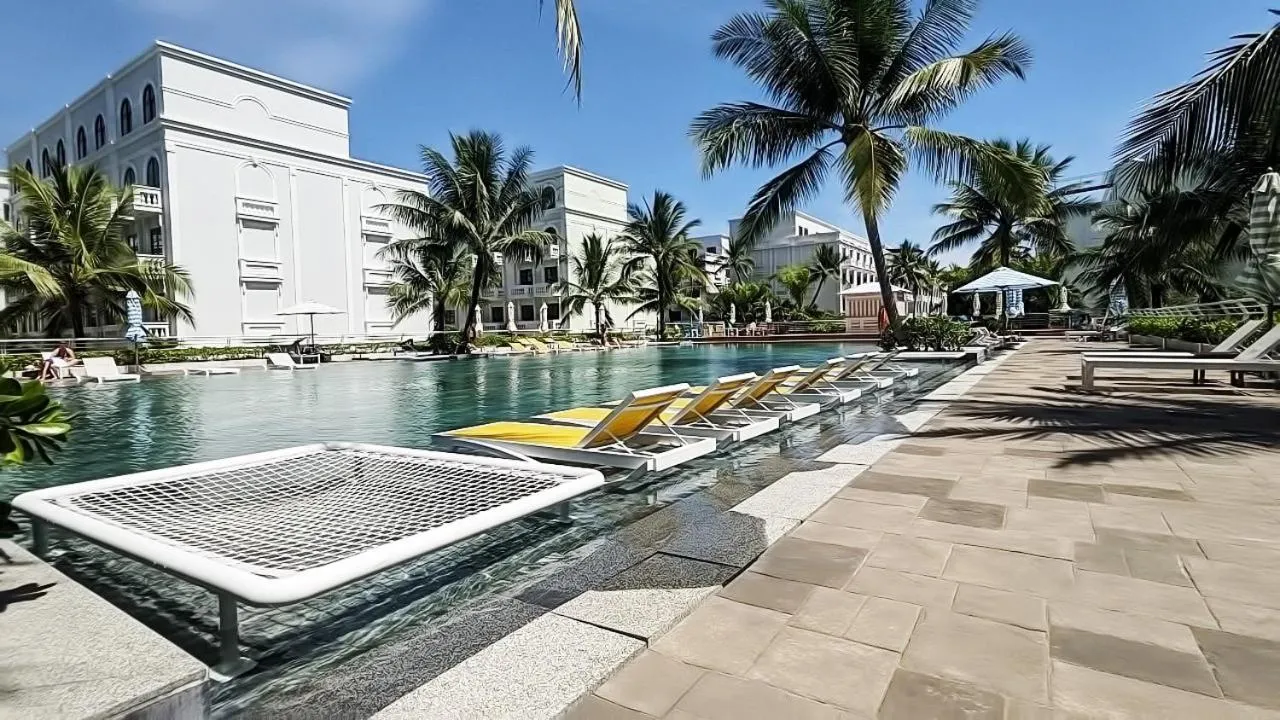 Swimming pool in Anna Beach Phú Quốc