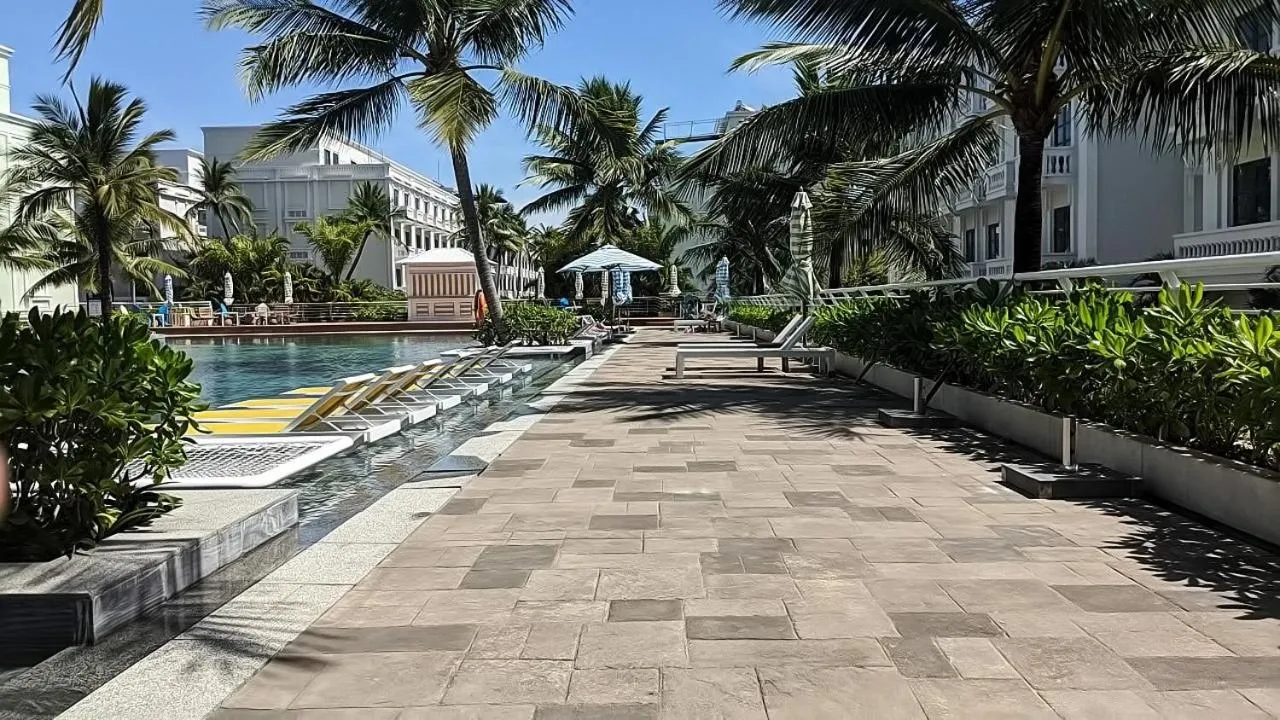 Swimming pool in Anna Beach Phú Quốc