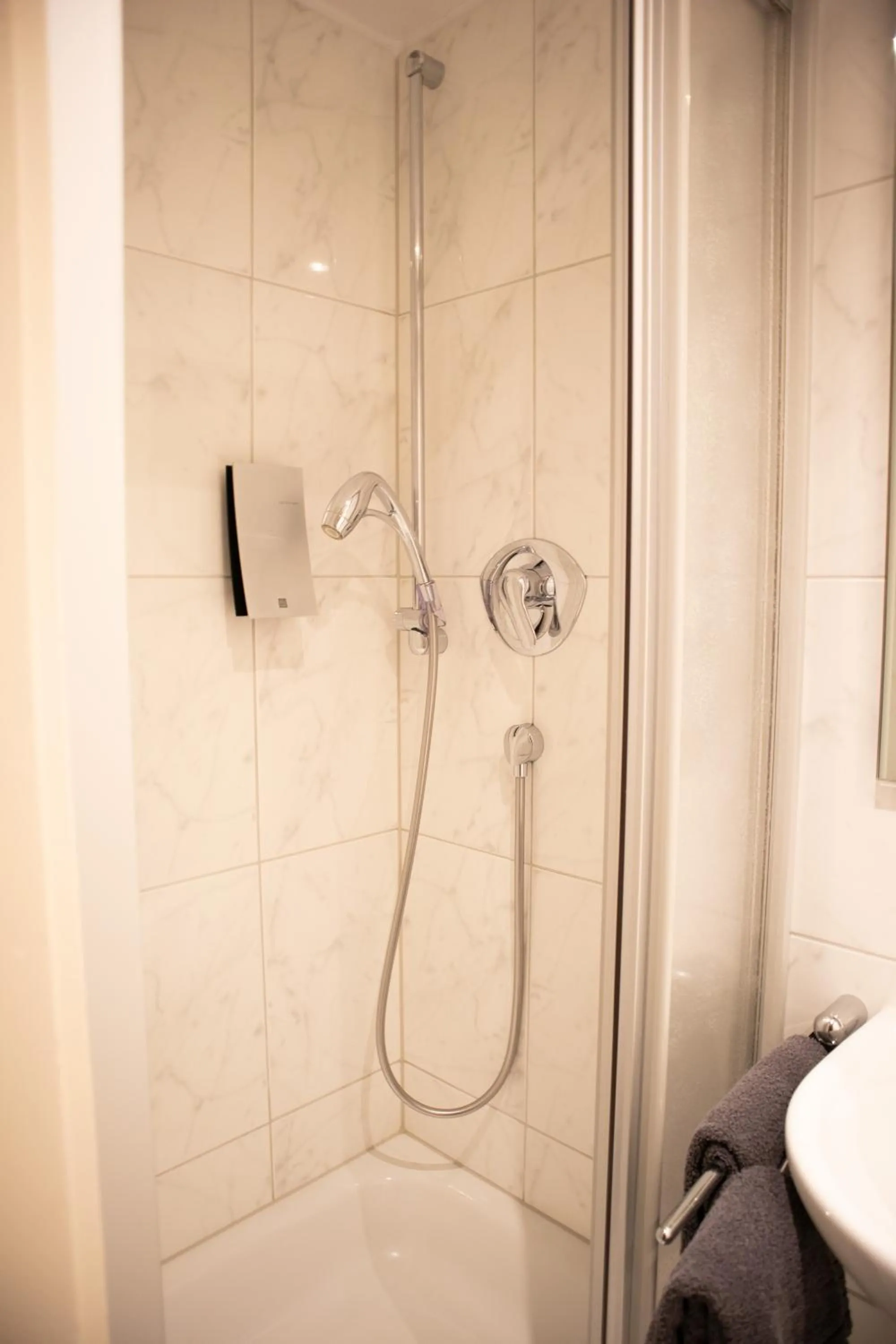 Shower in Park Hotel
