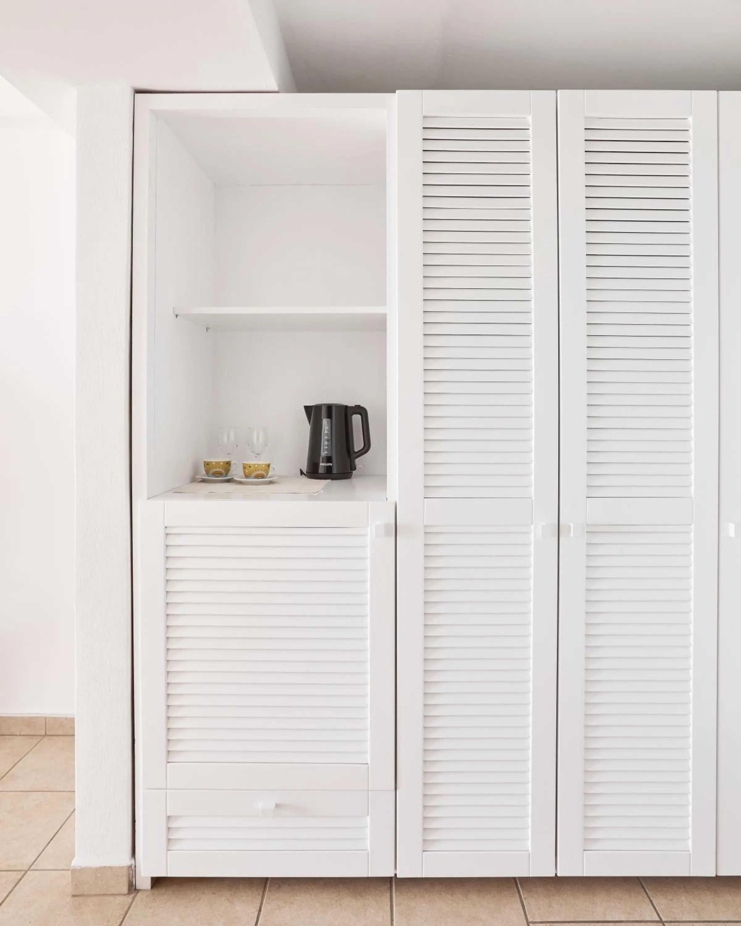 Coffee/tea facilities in Paros Agnanti Resort & Spa