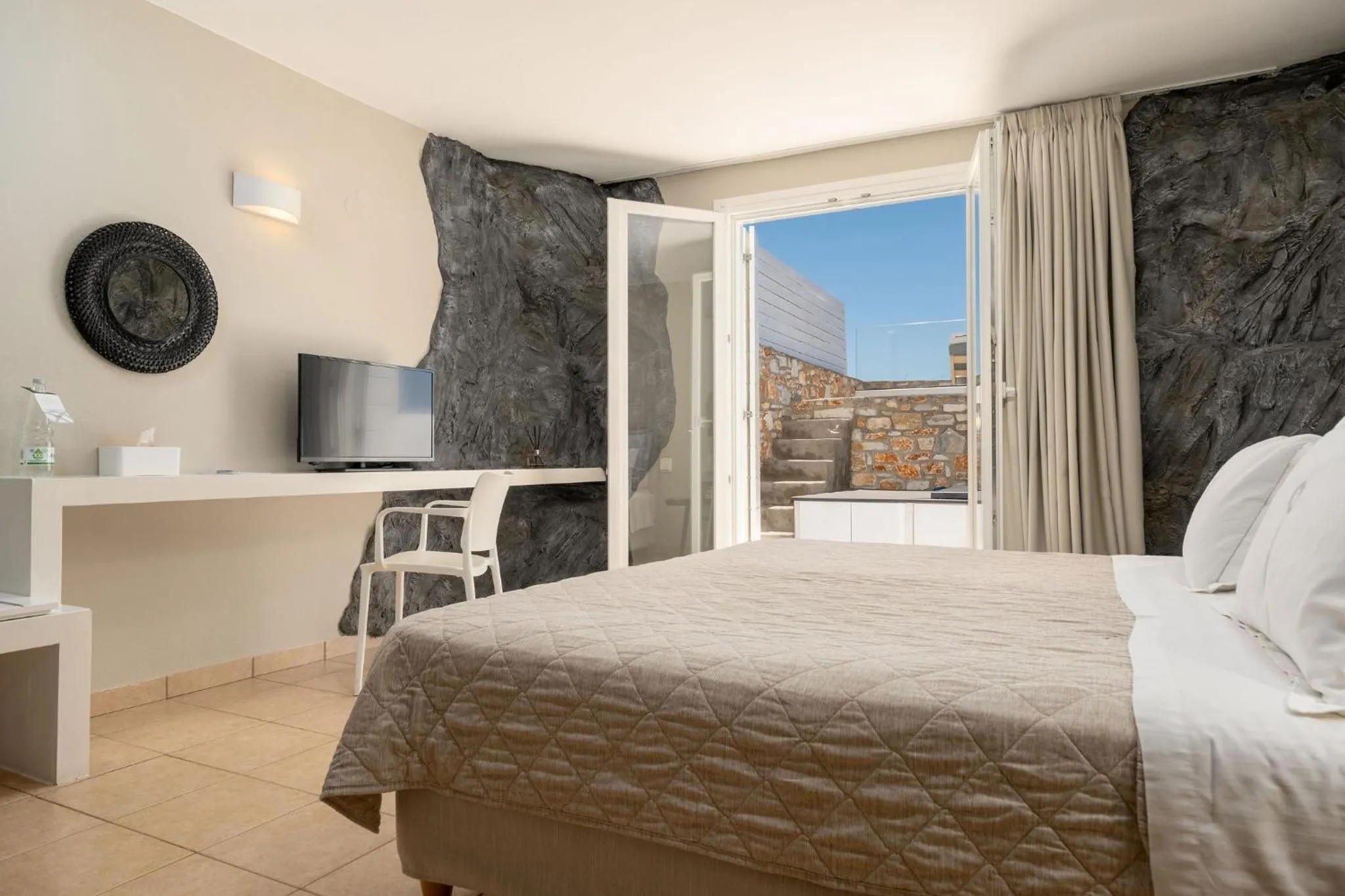 Bed in Paros Agnanti Resort & Spa