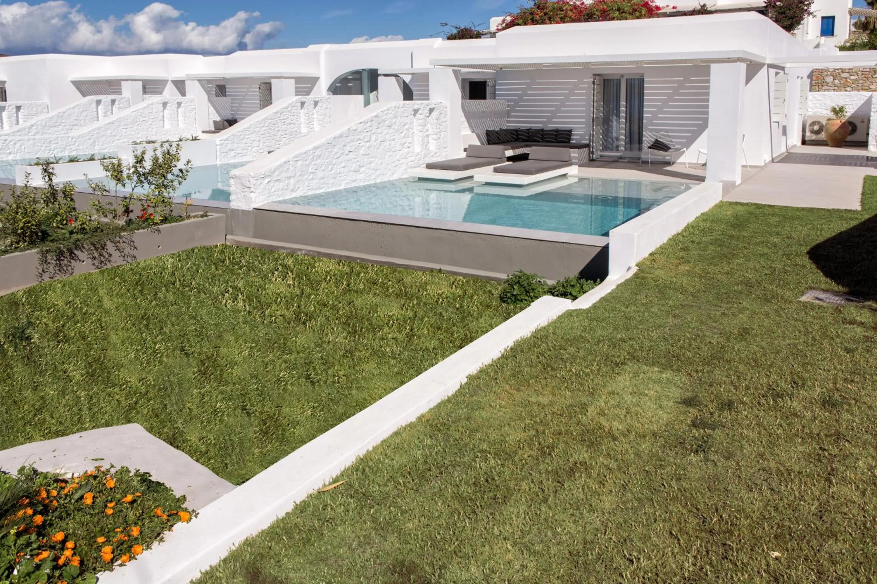 Swimming pool in Paros Agnanti Resort & Spa