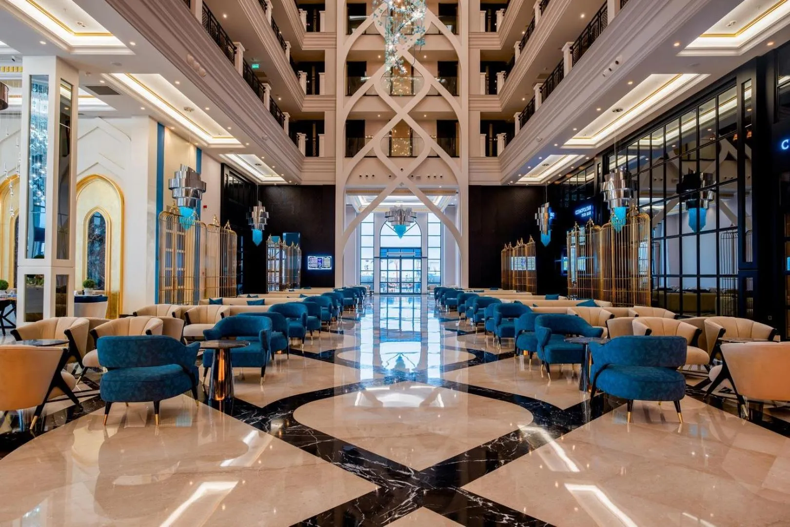 Seating area in Serenity Queen Hotel