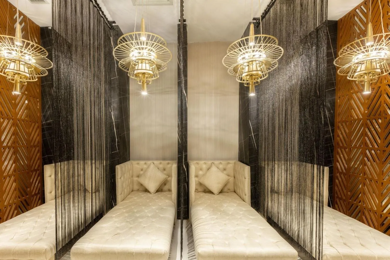 Seating area in Serenity Queen Hotel