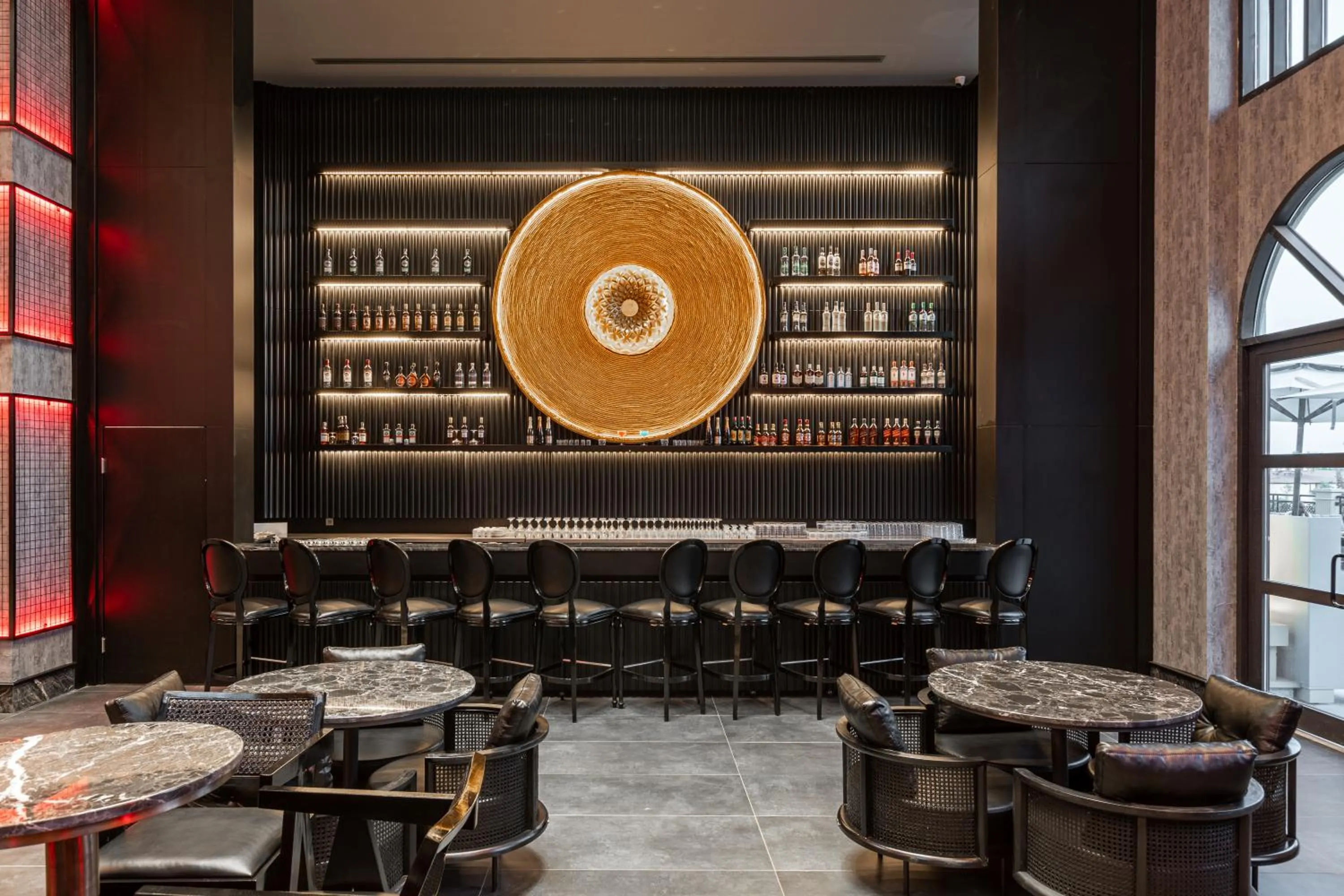 Lounge or bar in Serenity Queen Hotel