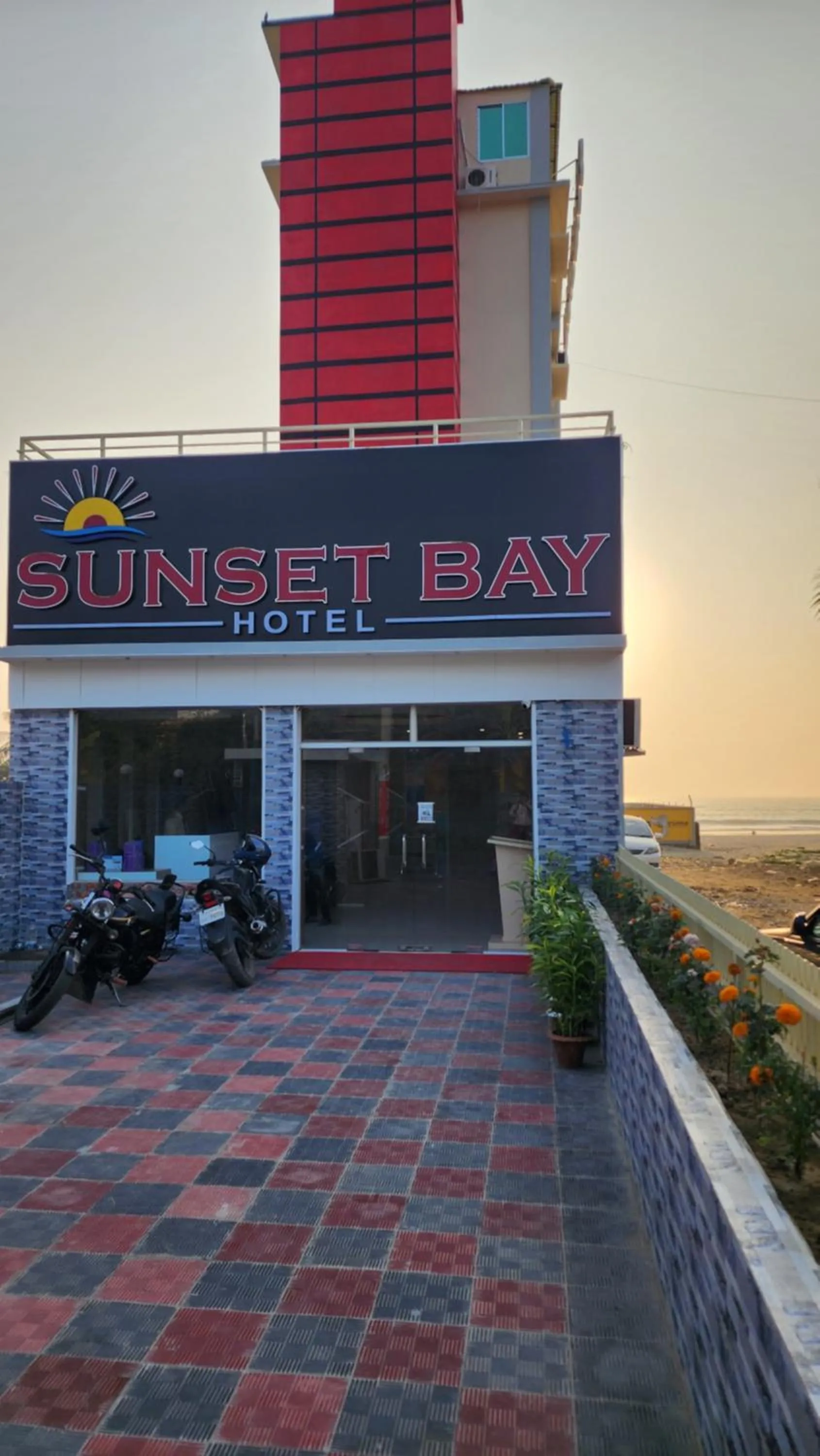 Sunset Bay Hotel