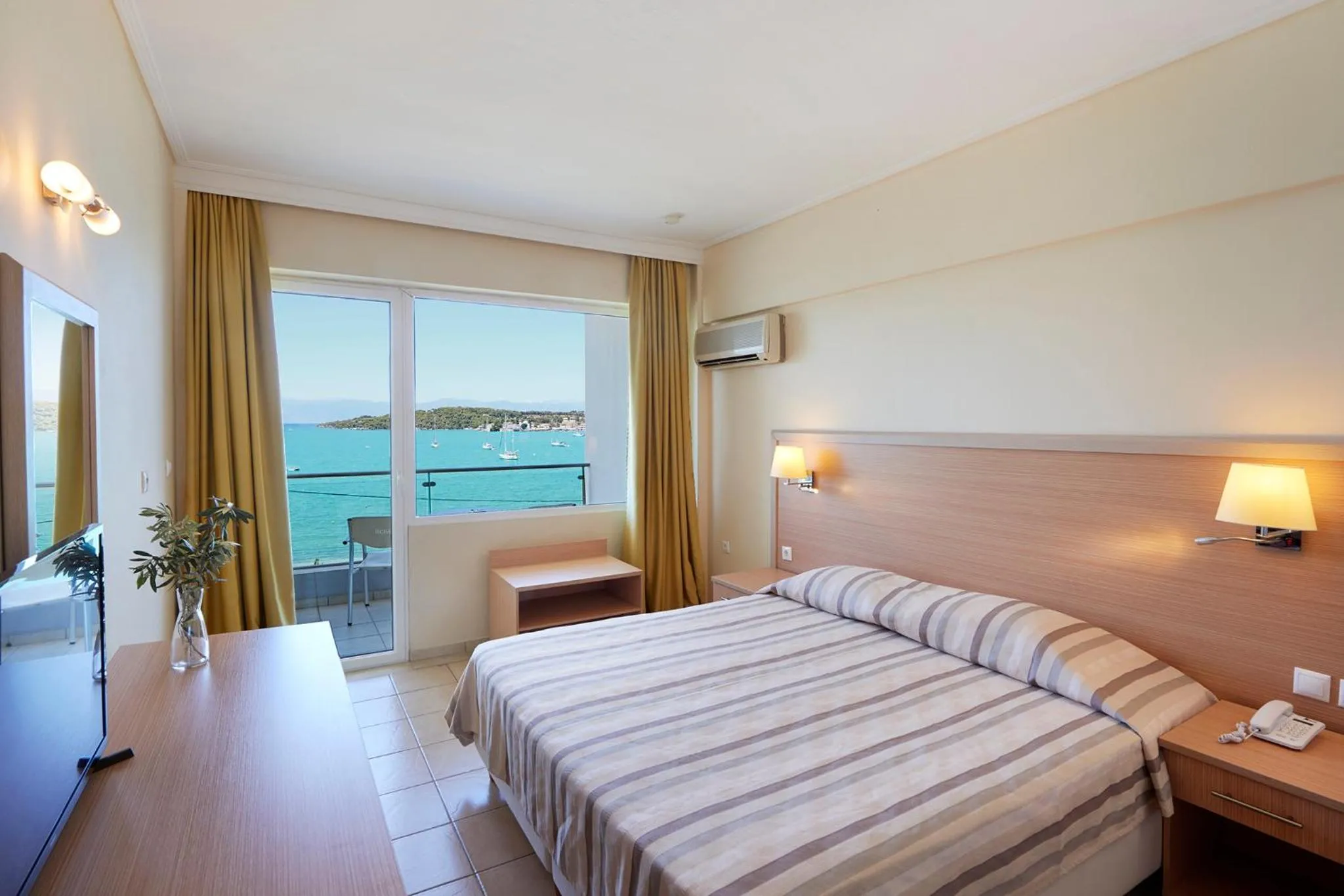 Nautica Bay Hotel