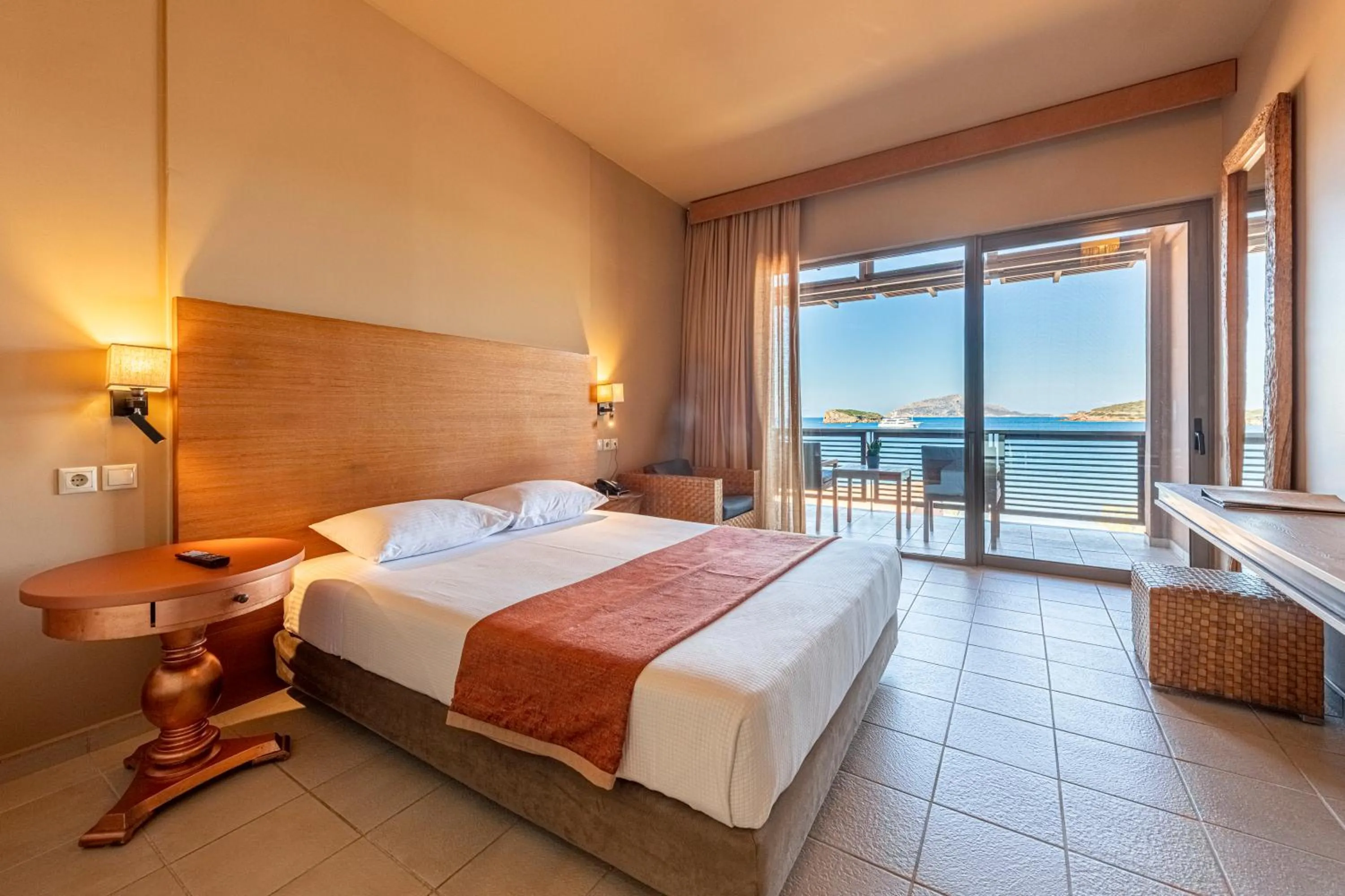 Sea view, Bed in Aegeon Beach Hotel