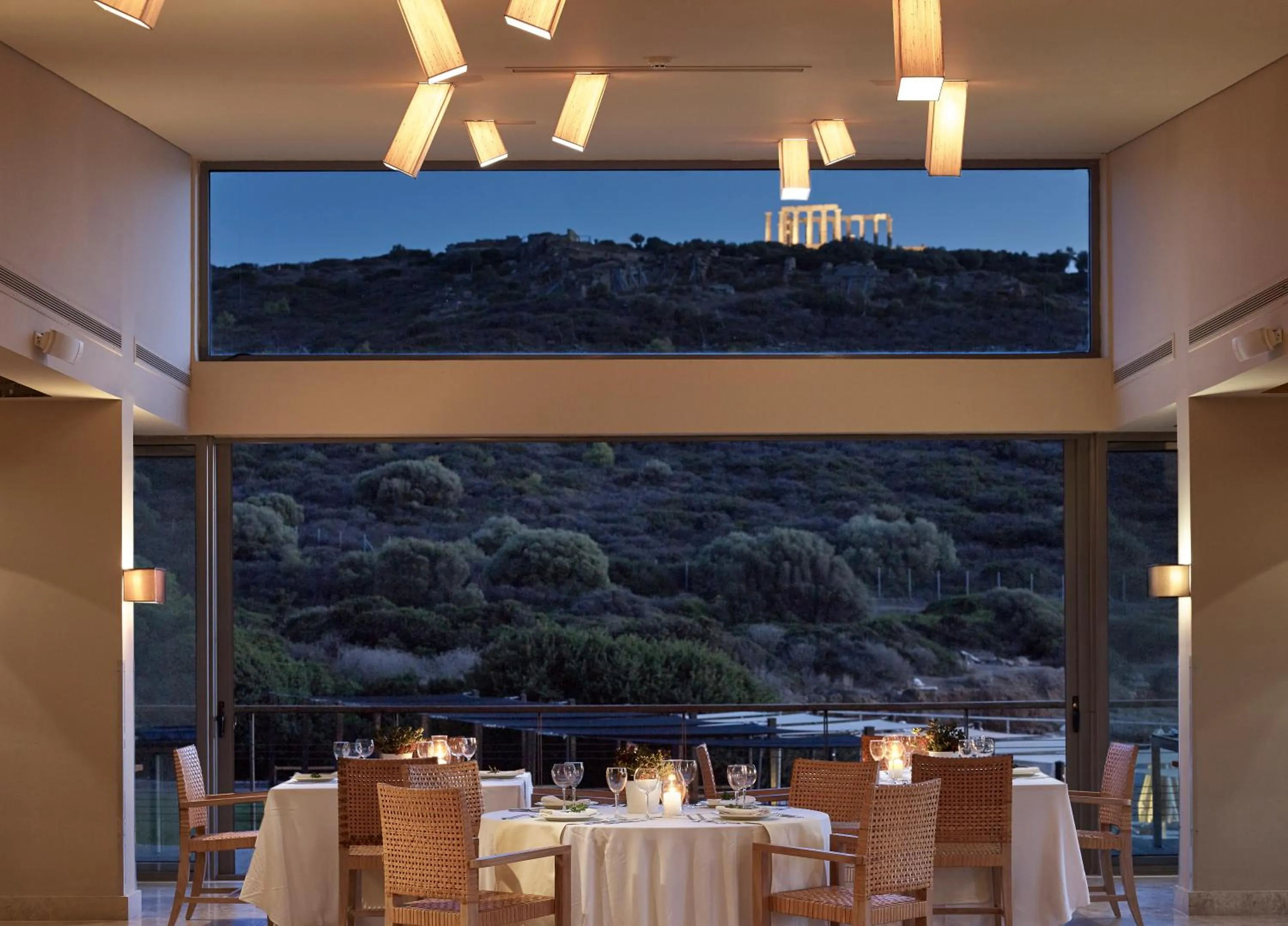 Restaurant/places to eat in Aegeon Beach Hotel