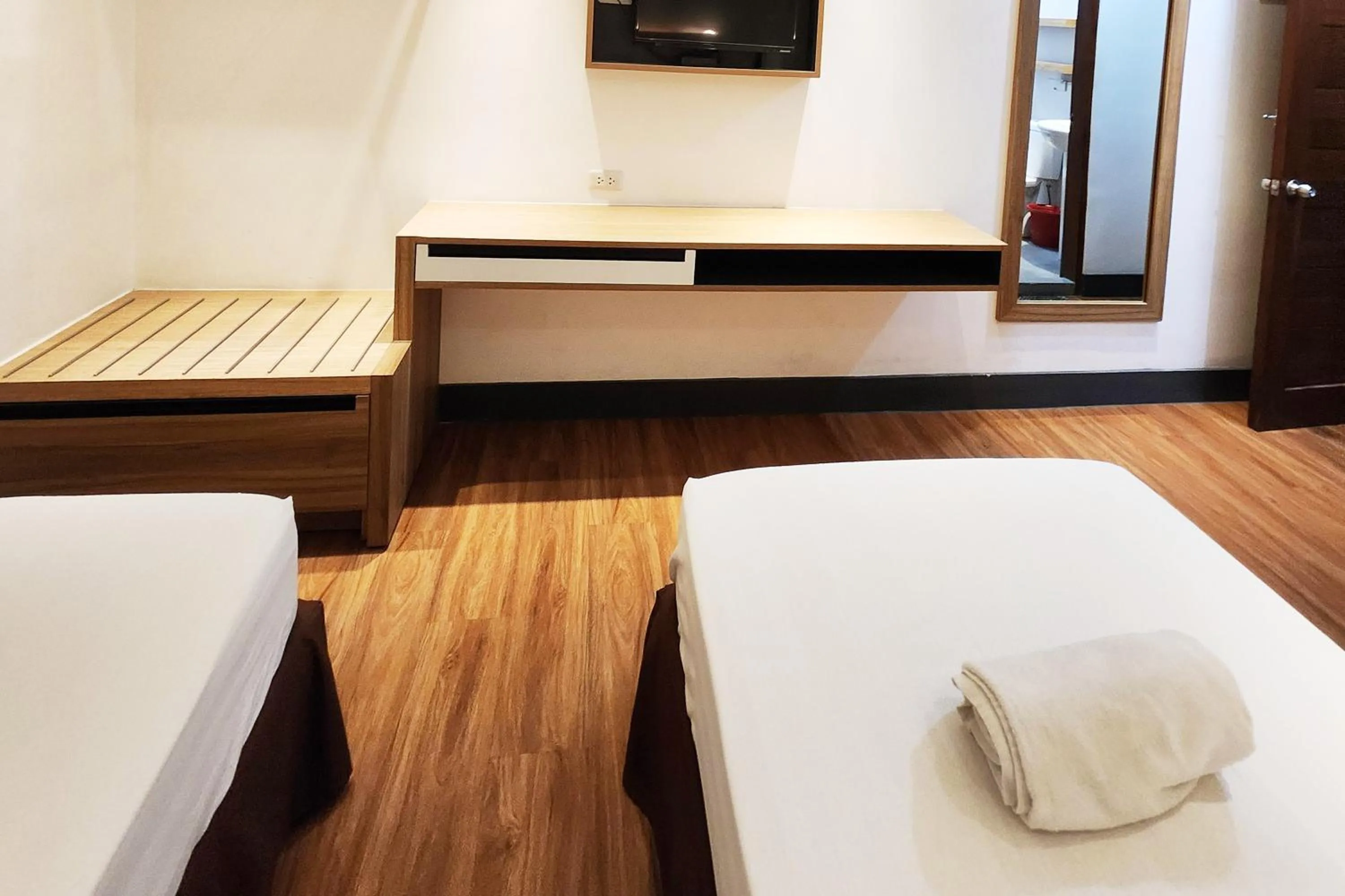 Bed in Boulevard Pension Hotel Cebu