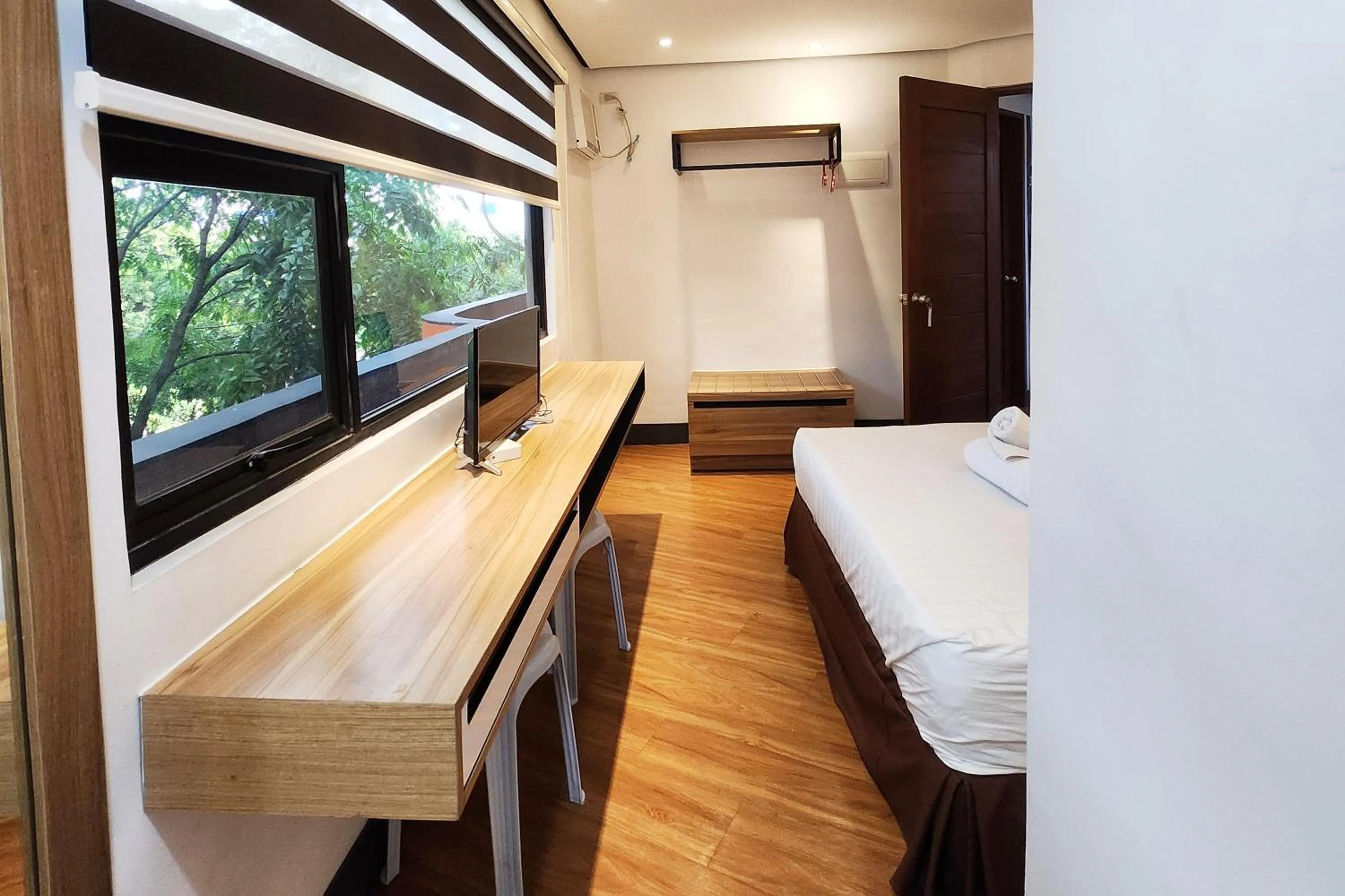 Bed in Boulevard Pension Hotel Cebu