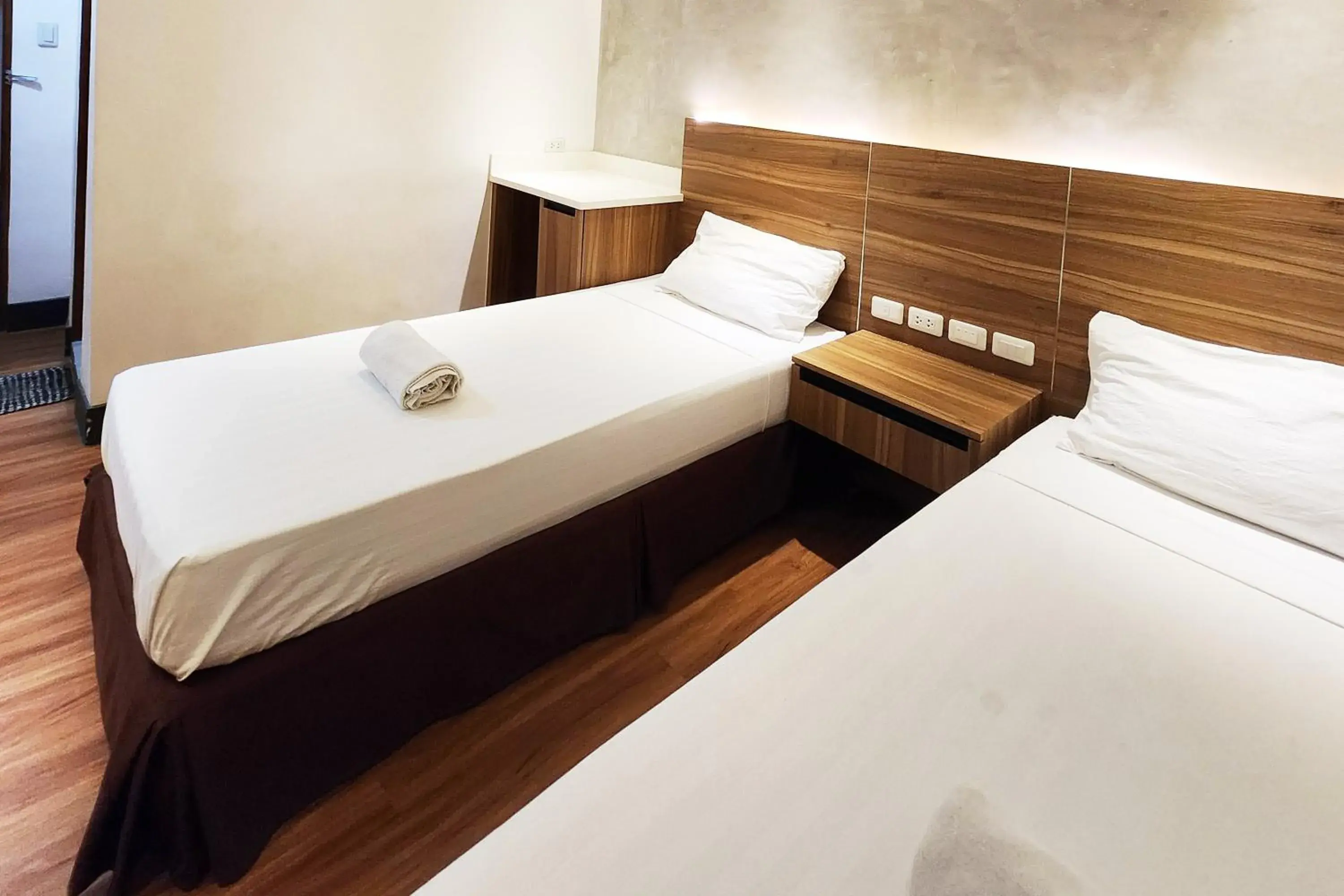 Standard Twin Room in Boulevard Pension Hotel Cebu Standard Twin Room in Boulevard Pension Hotel Cebu